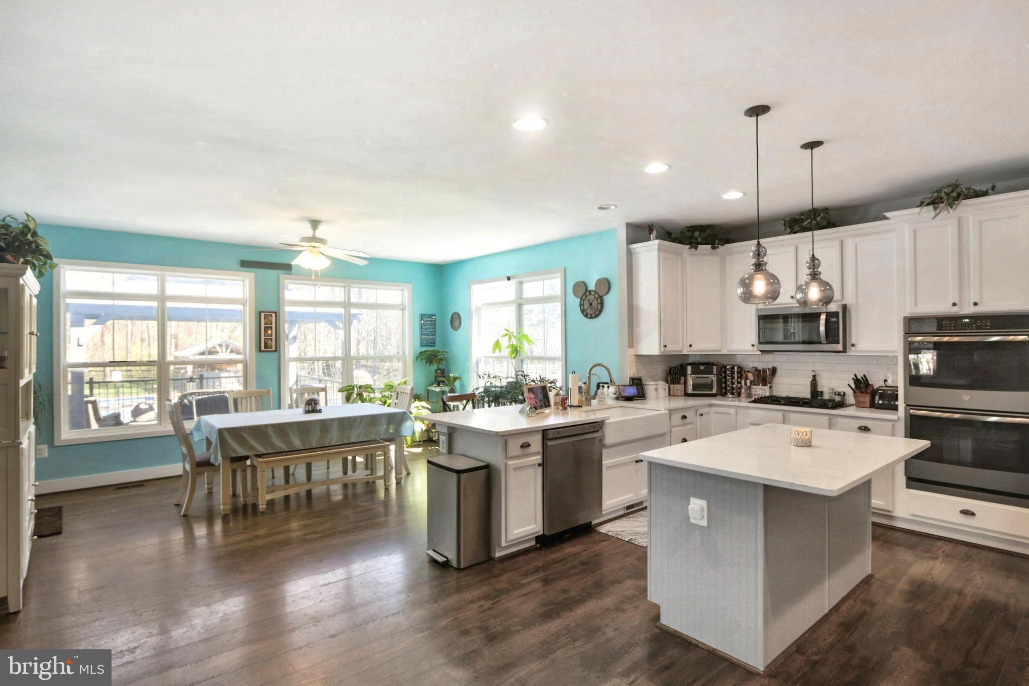 SARATOGA WOODS - Residential