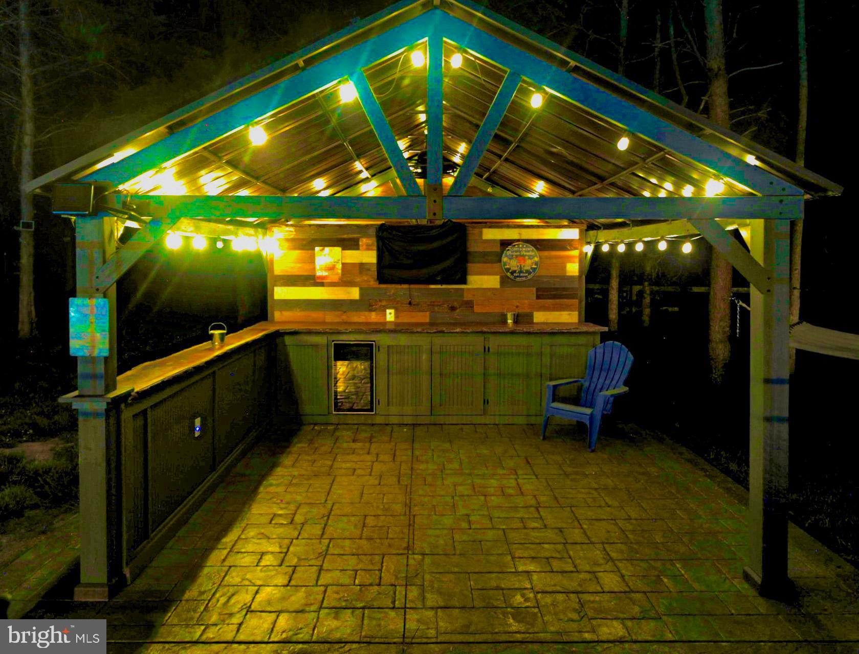 SARATOGA WOODS - Residential