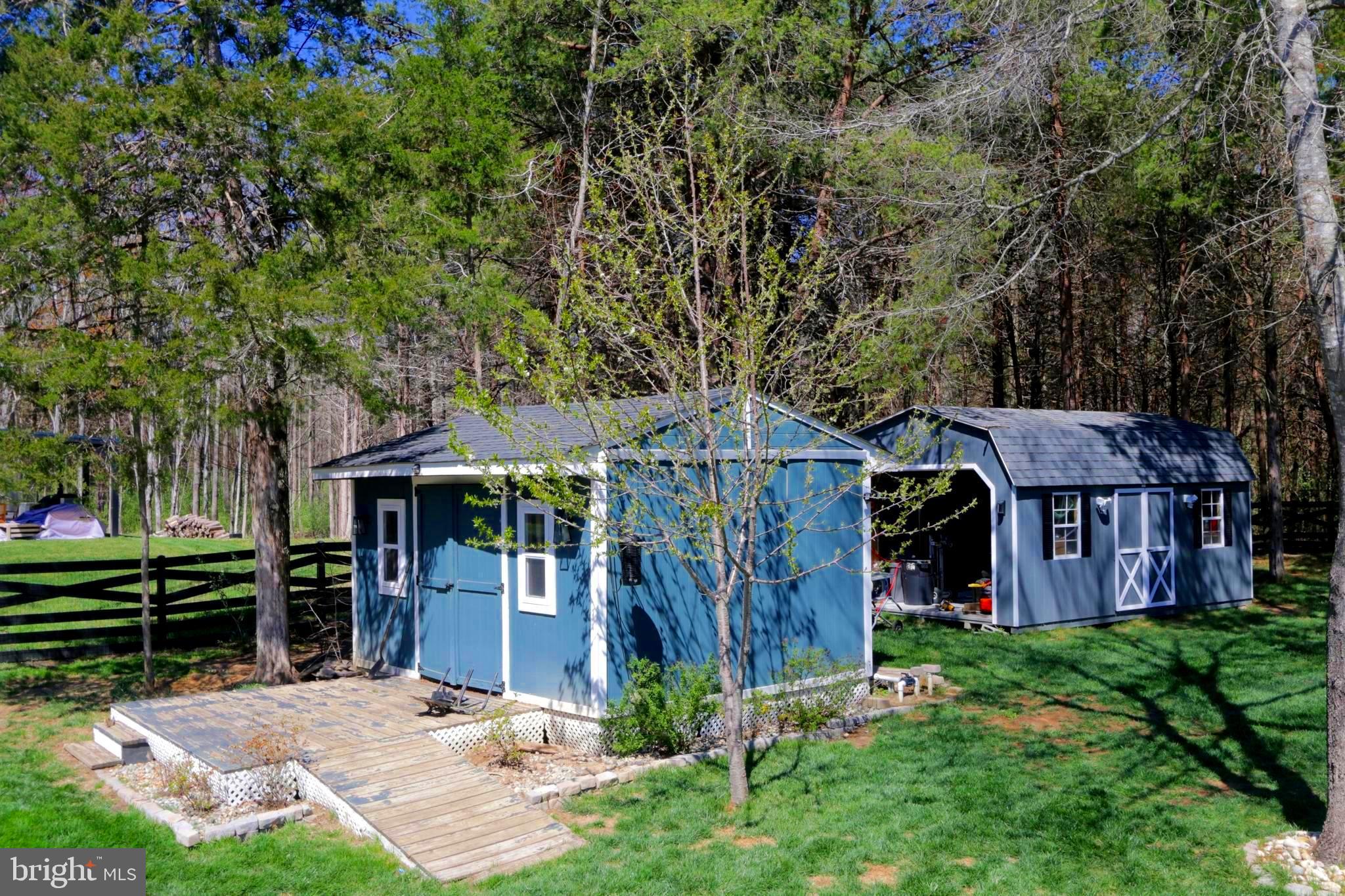 SARATOGA WOODS - Residential