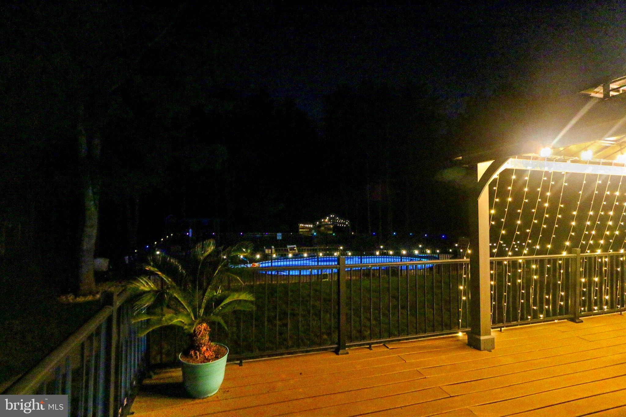 SARATOGA WOODS - Residential