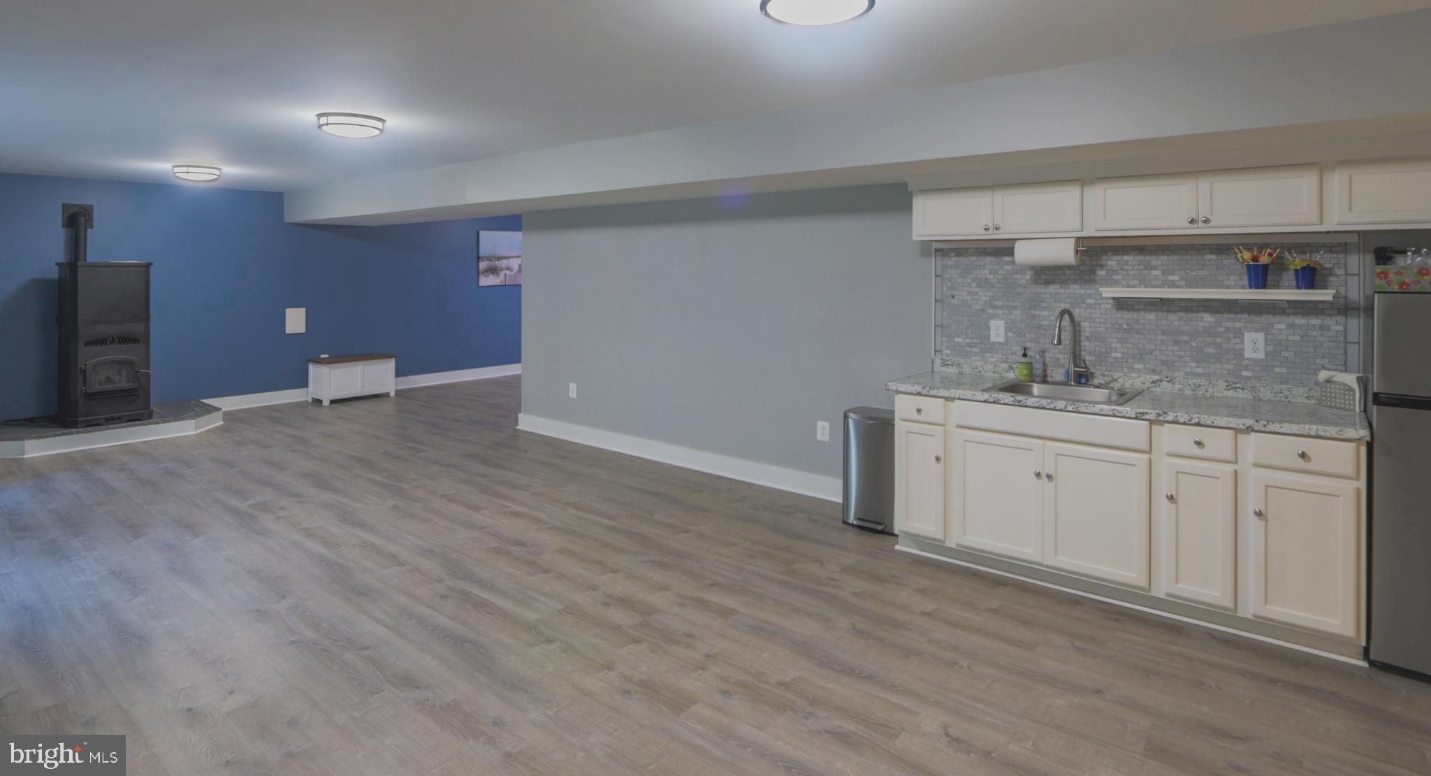 SARATOGA WOODS - Residential