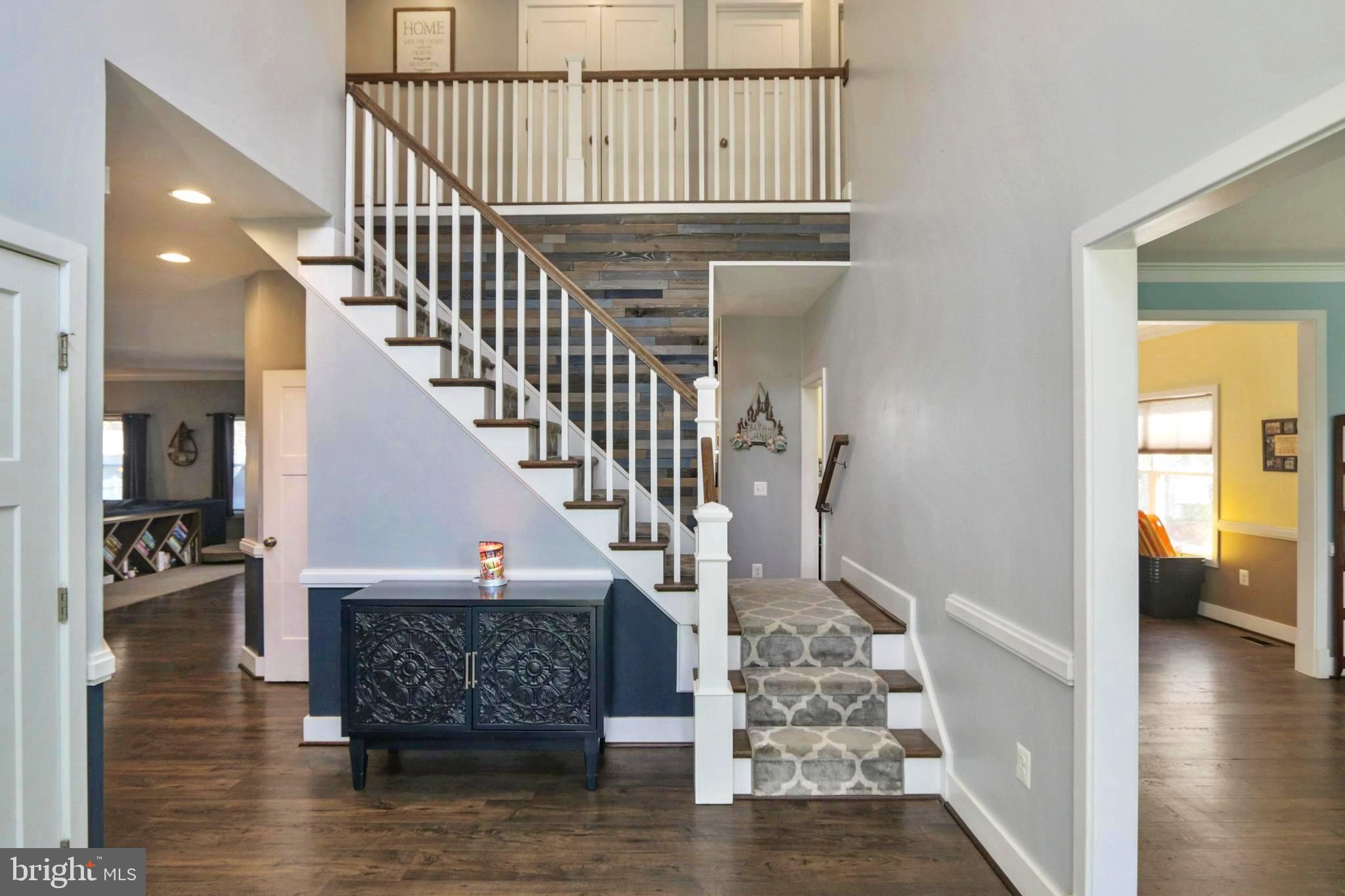 SARATOGA WOODS - Residential