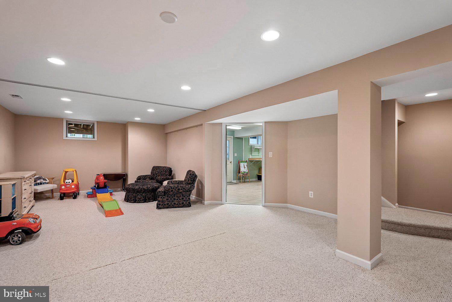 MOUNTAIN VALLEY - Residential