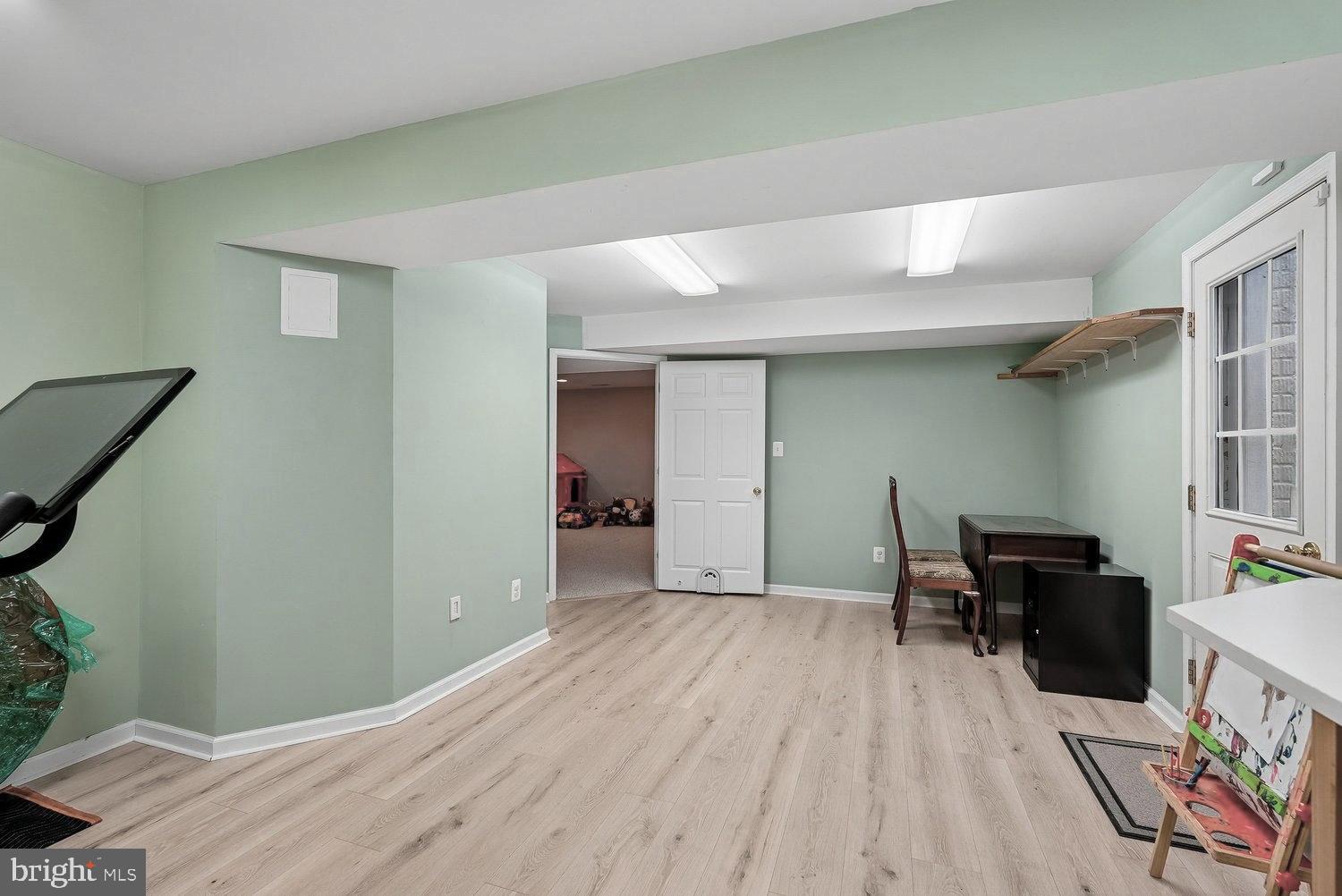 MOUNTAIN VALLEY - Residential