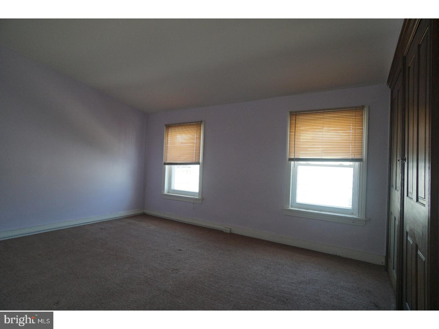 PORT RICHMOND - Residential Lease