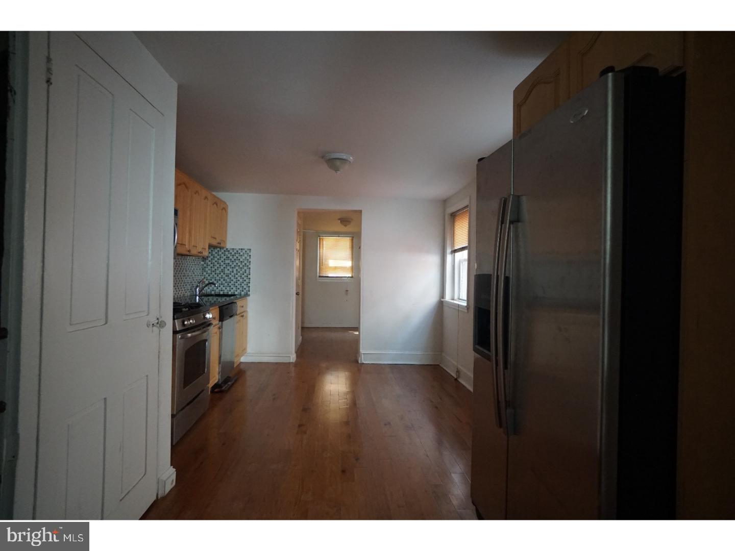 PORT RICHMOND - Residential Lease