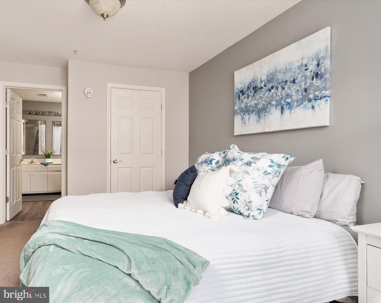 TIDEWATER COLONY - Residential