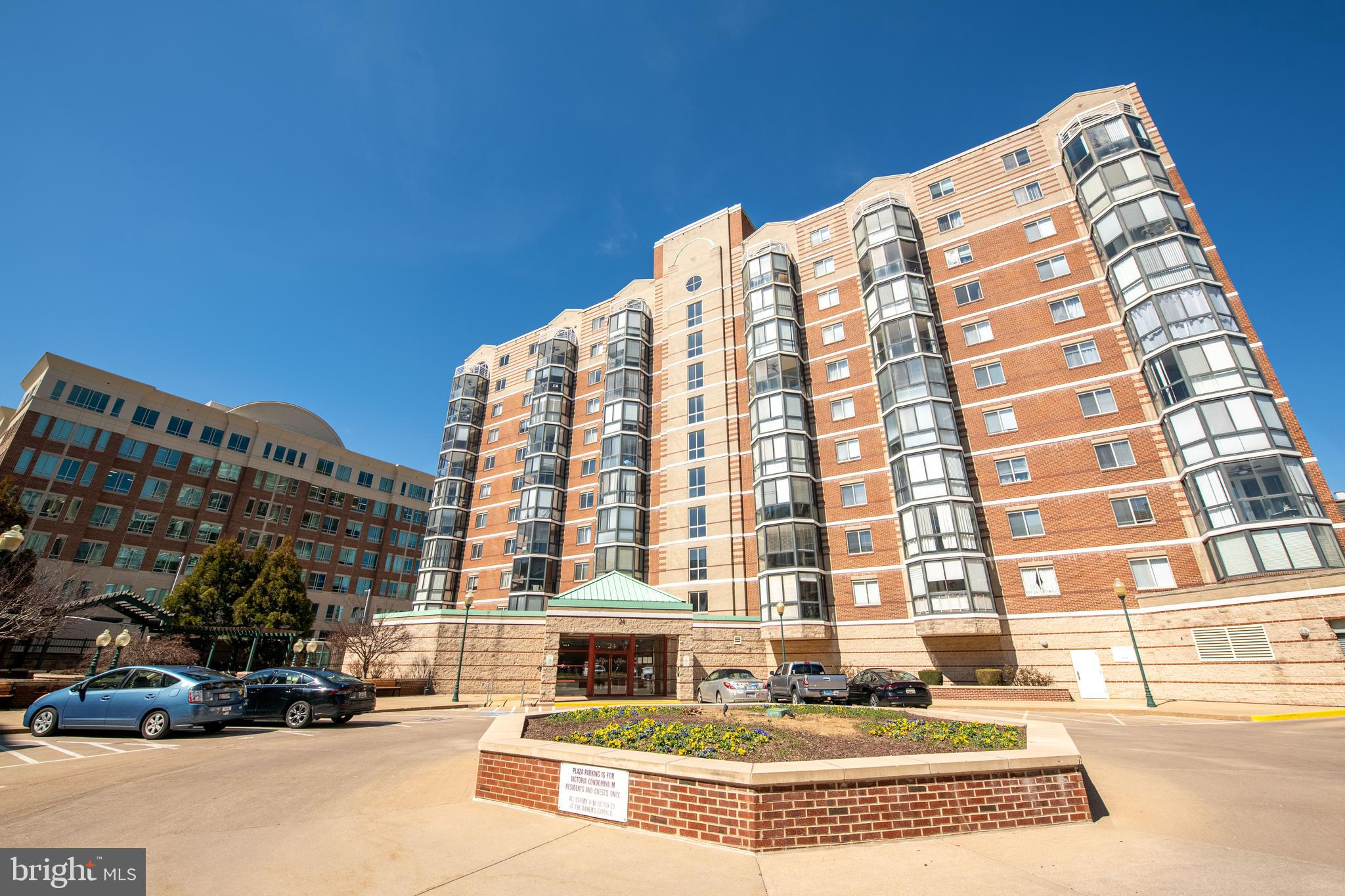 THE VICTORIA CODM - Residential