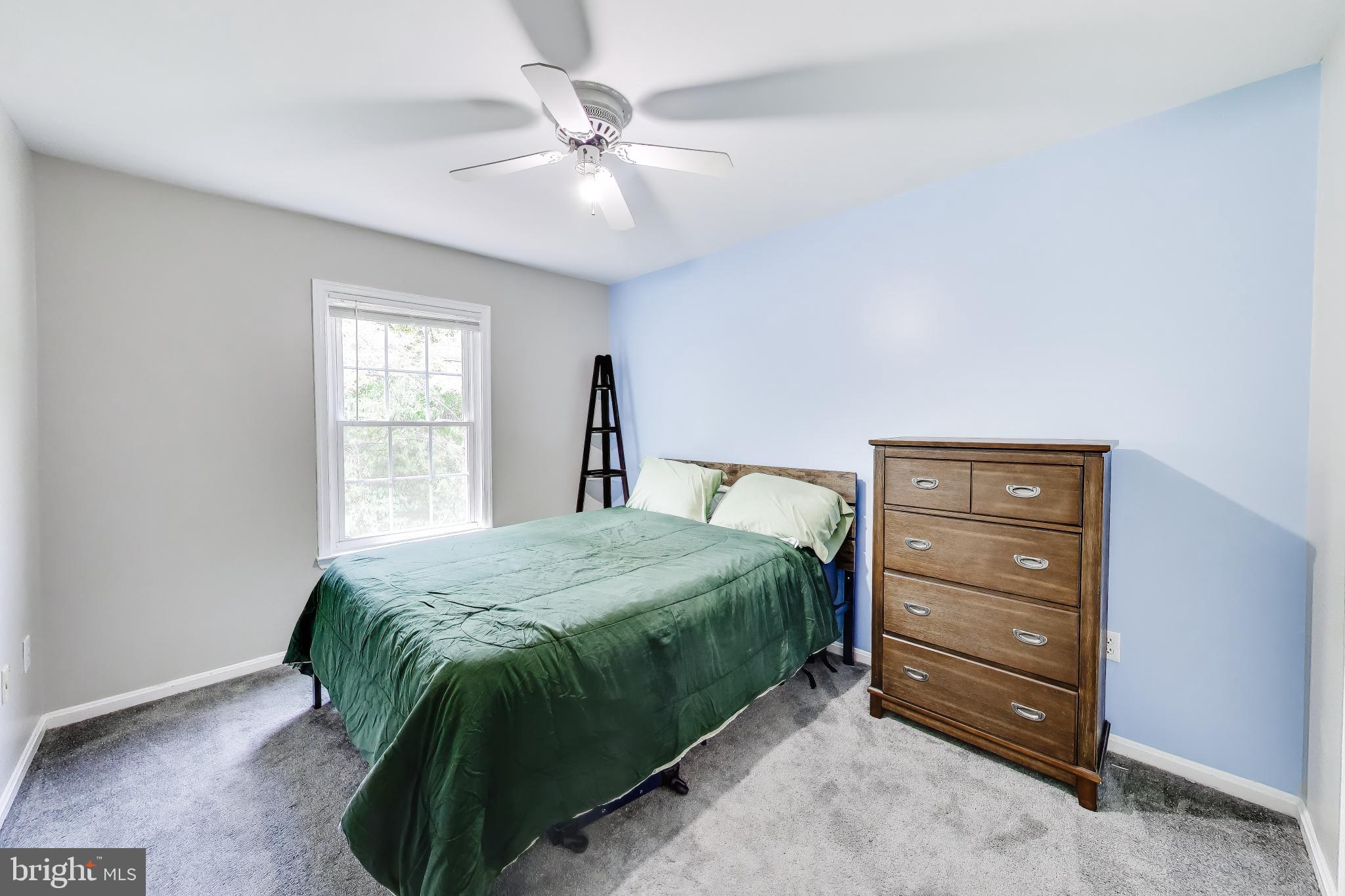 PRINCETON SQUARE - Residential