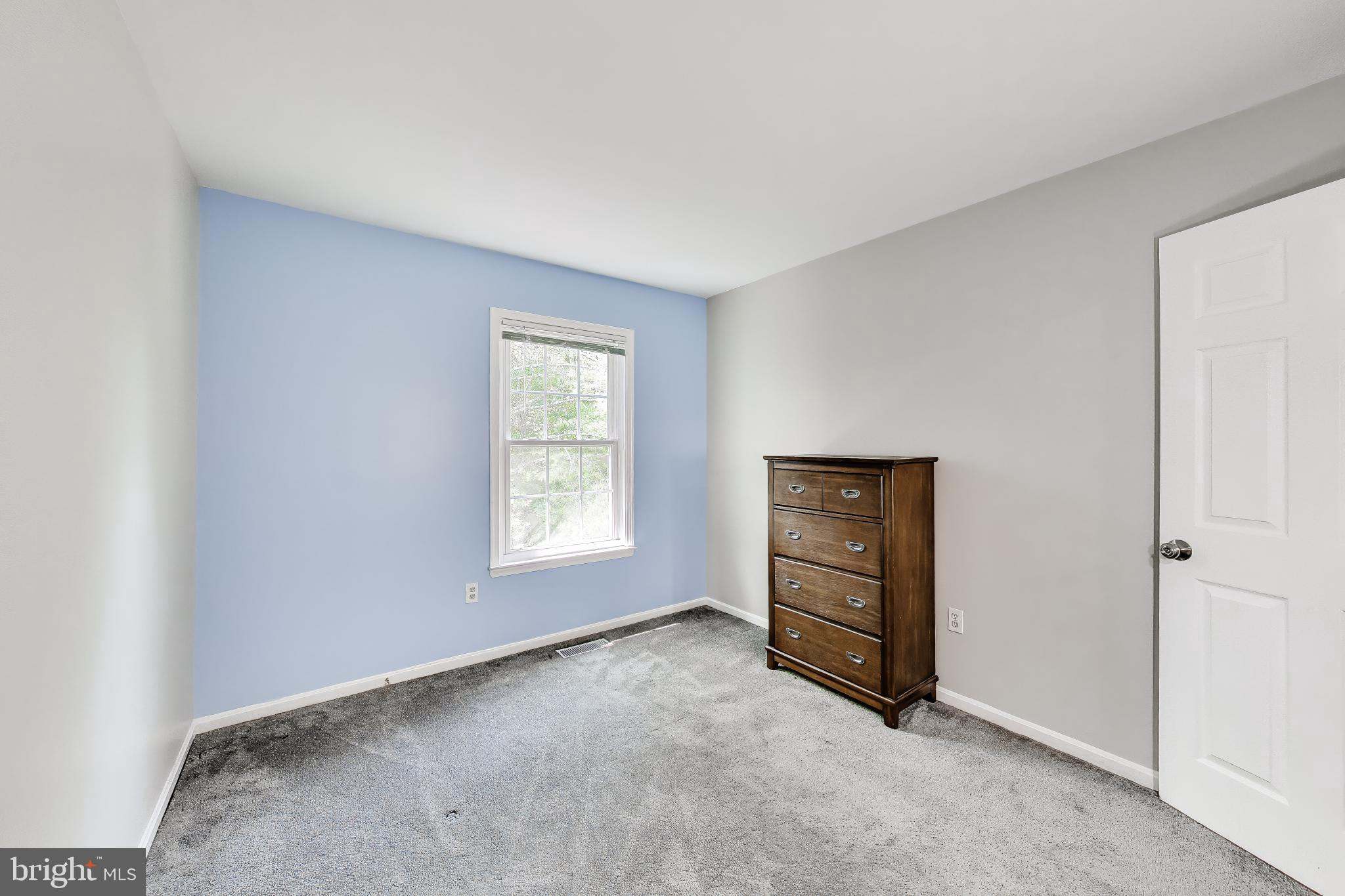 PRINCETON SQUARE - Residential
