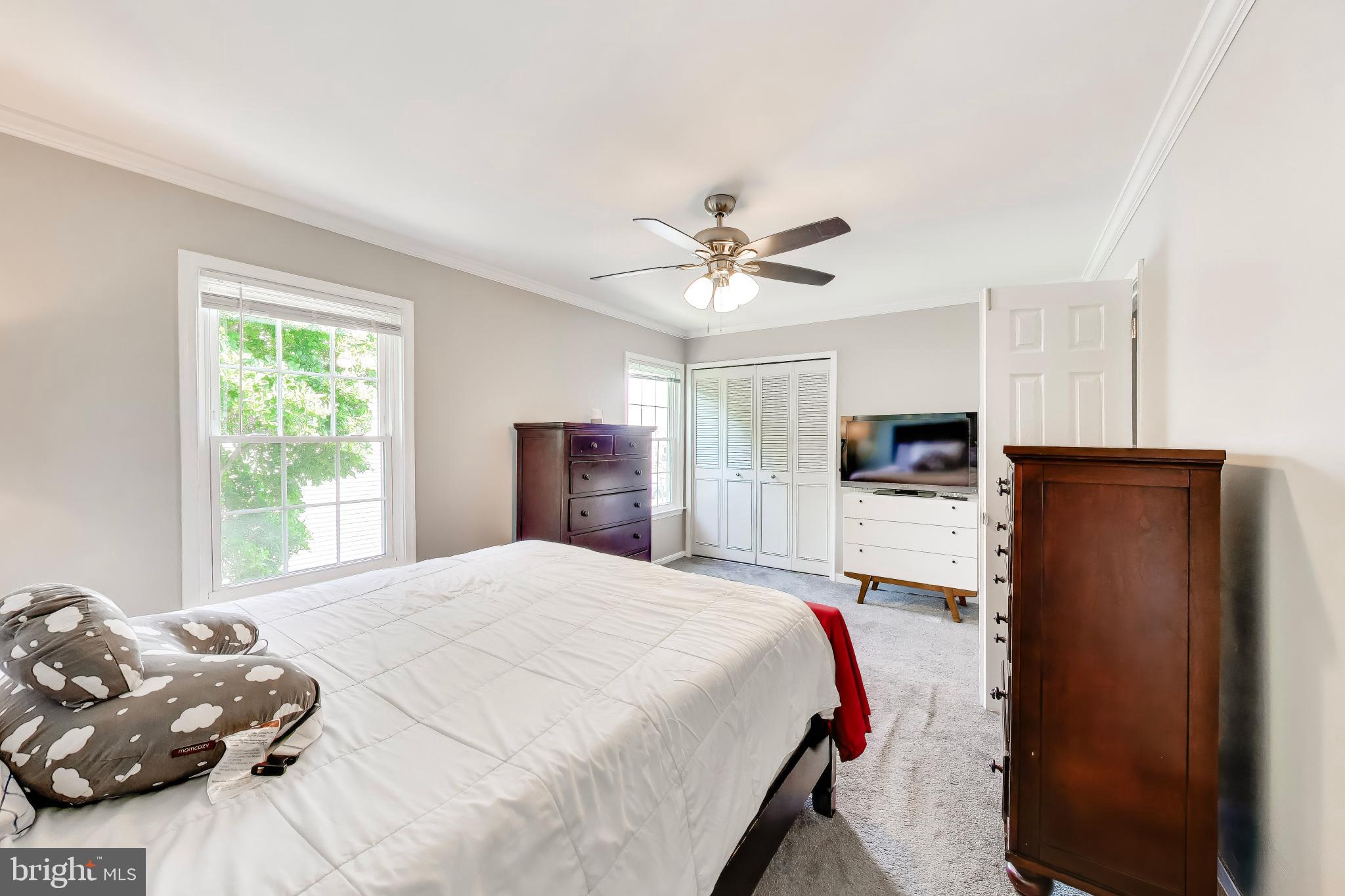 PRINCETON SQUARE - Residential