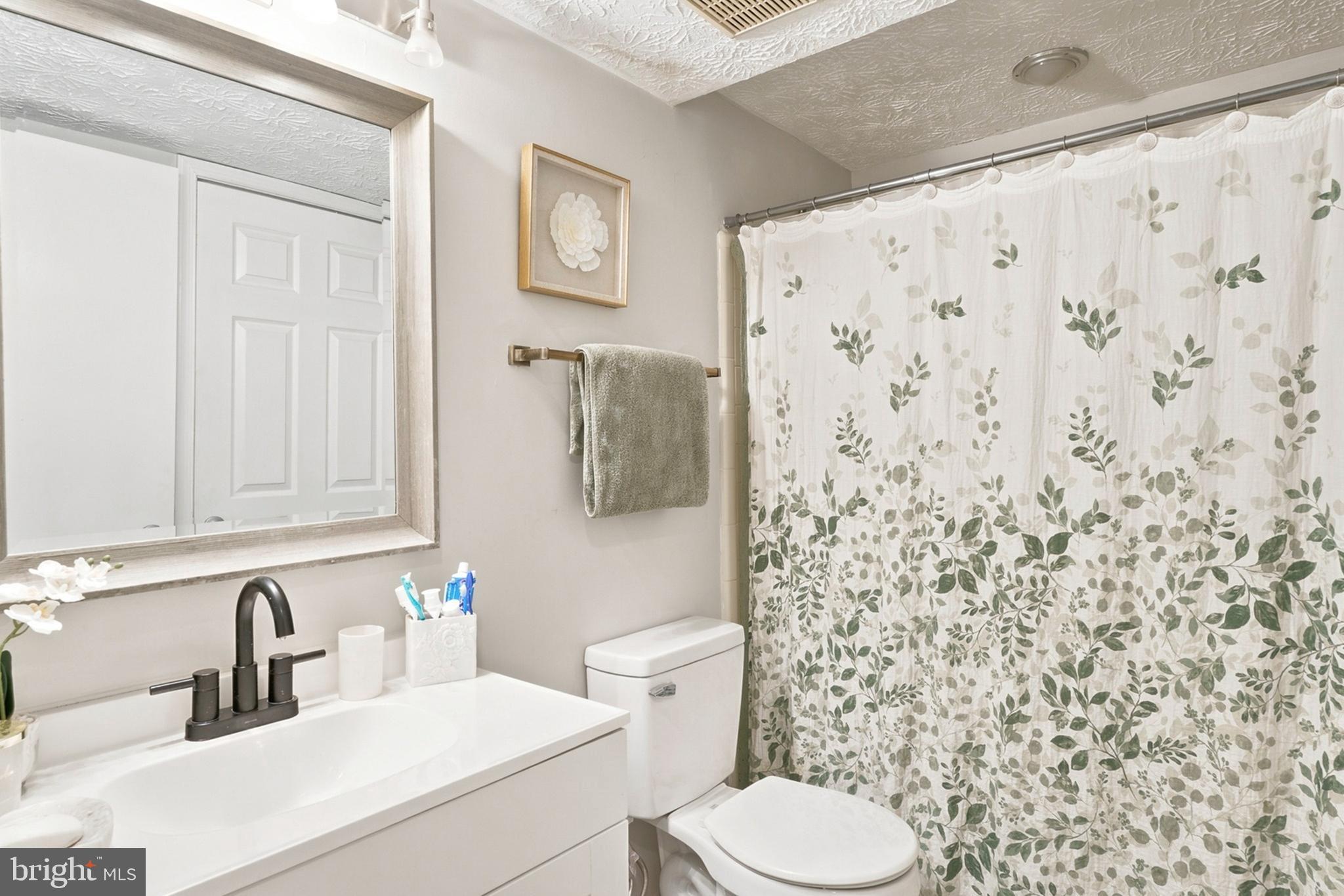 BEECHWOOD - Residential