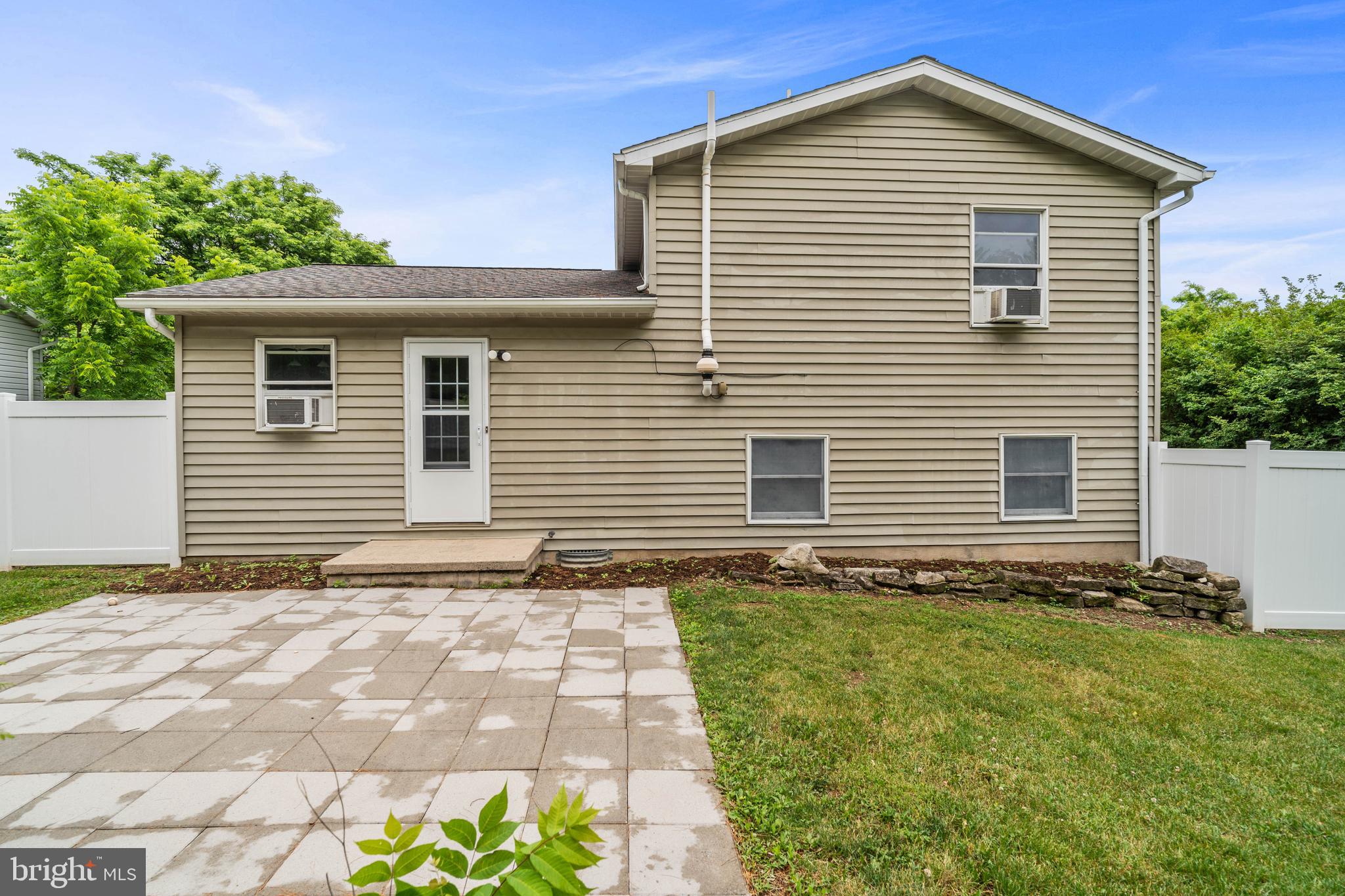PLEASANT HILLS - Residential