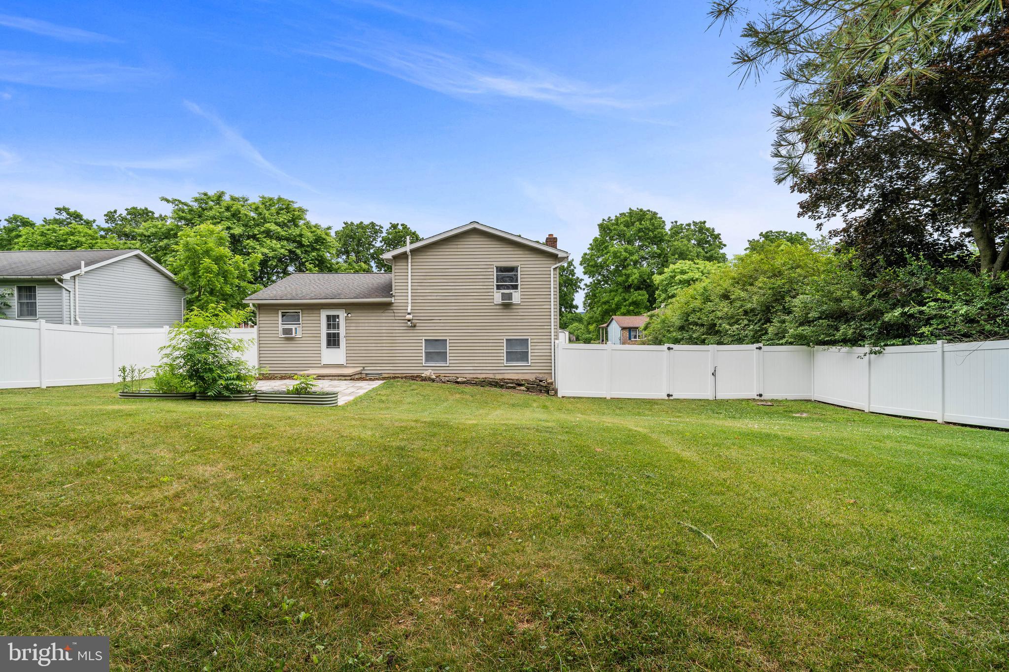 PLEASANT HILLS - Residential