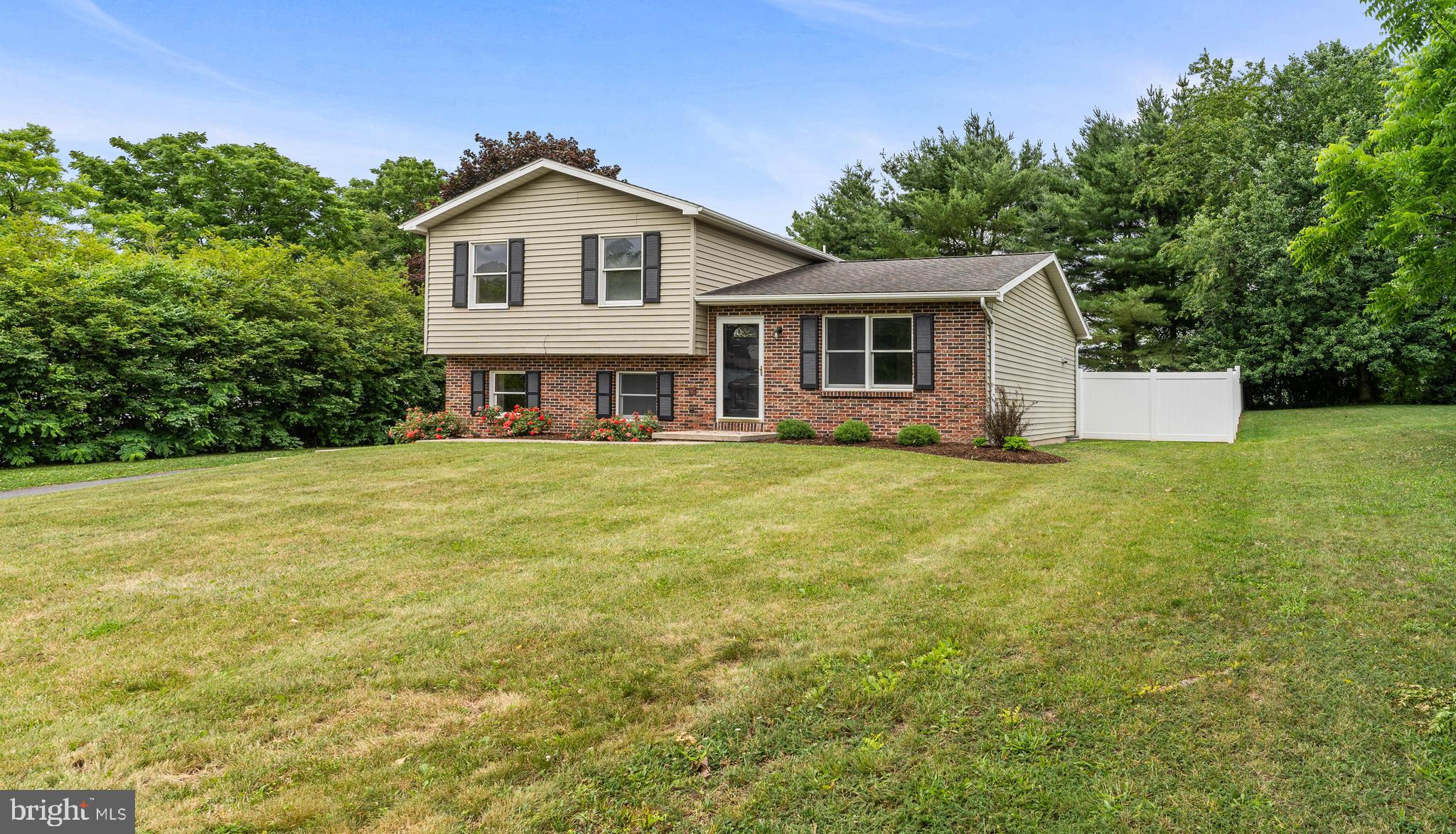 PLEASANT HILLS - Residential