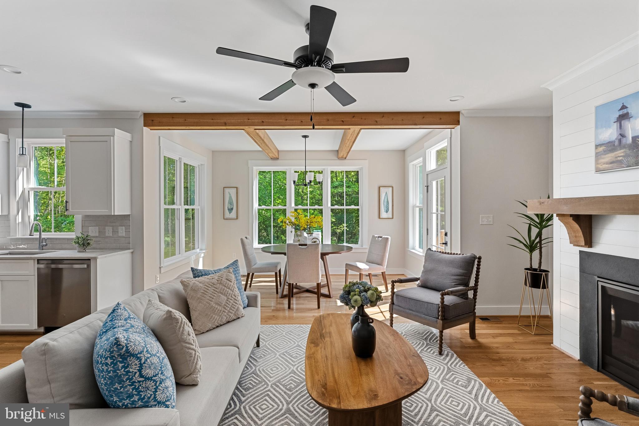 NOAHS LANDING - Residential