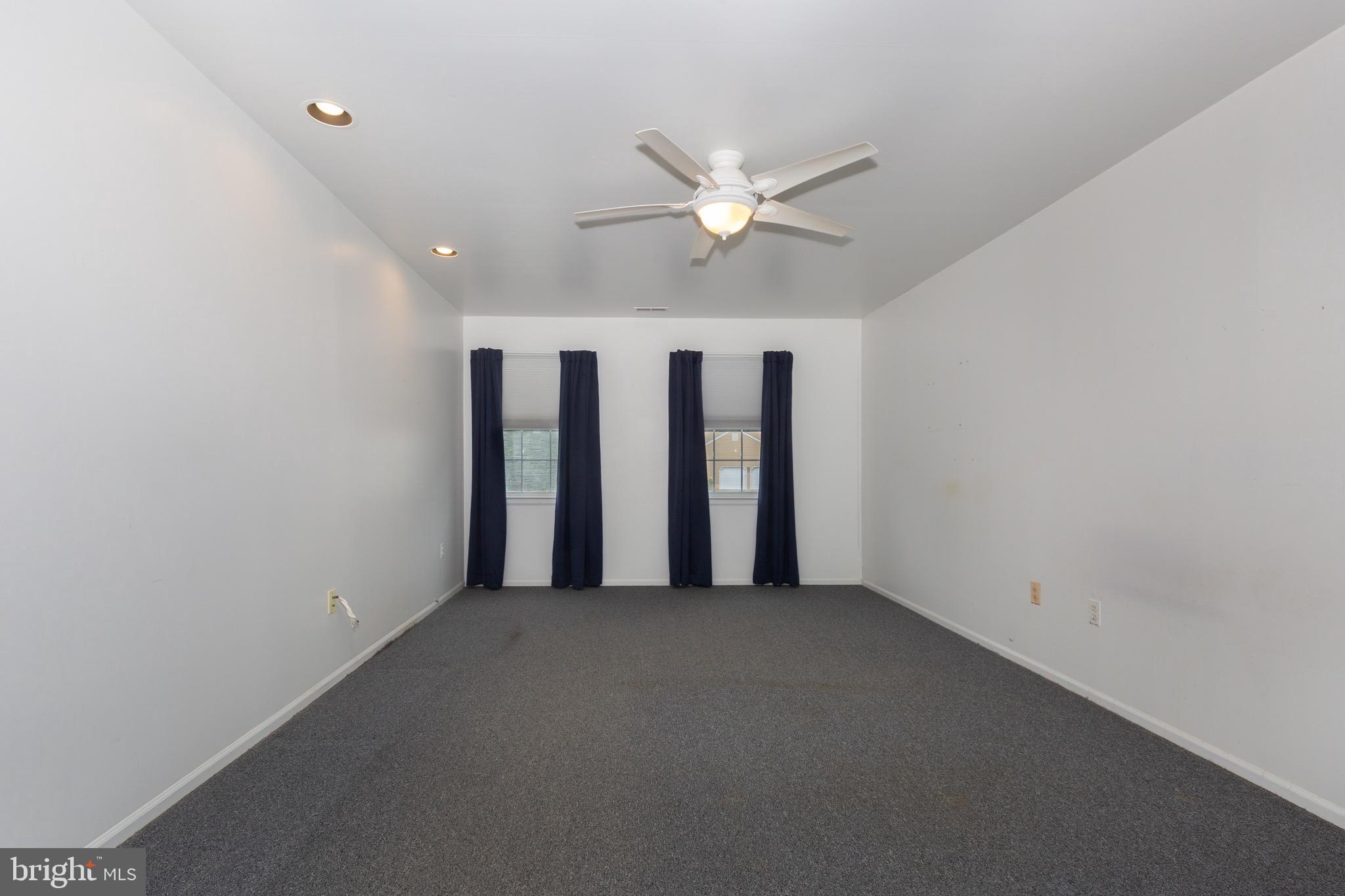 WORTHINGTON GLEN - Residential