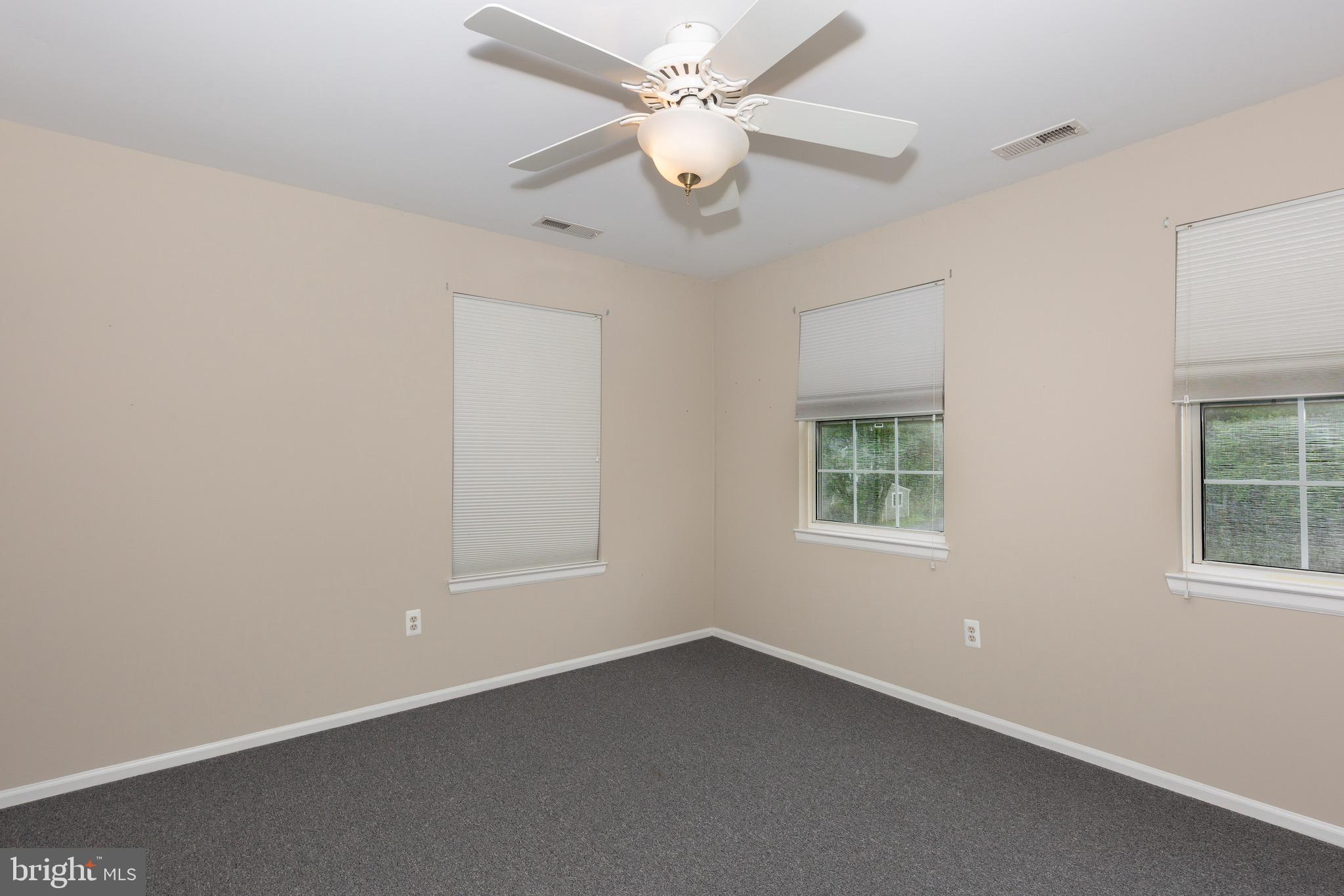 WORTHINGTON GLEN - Residential