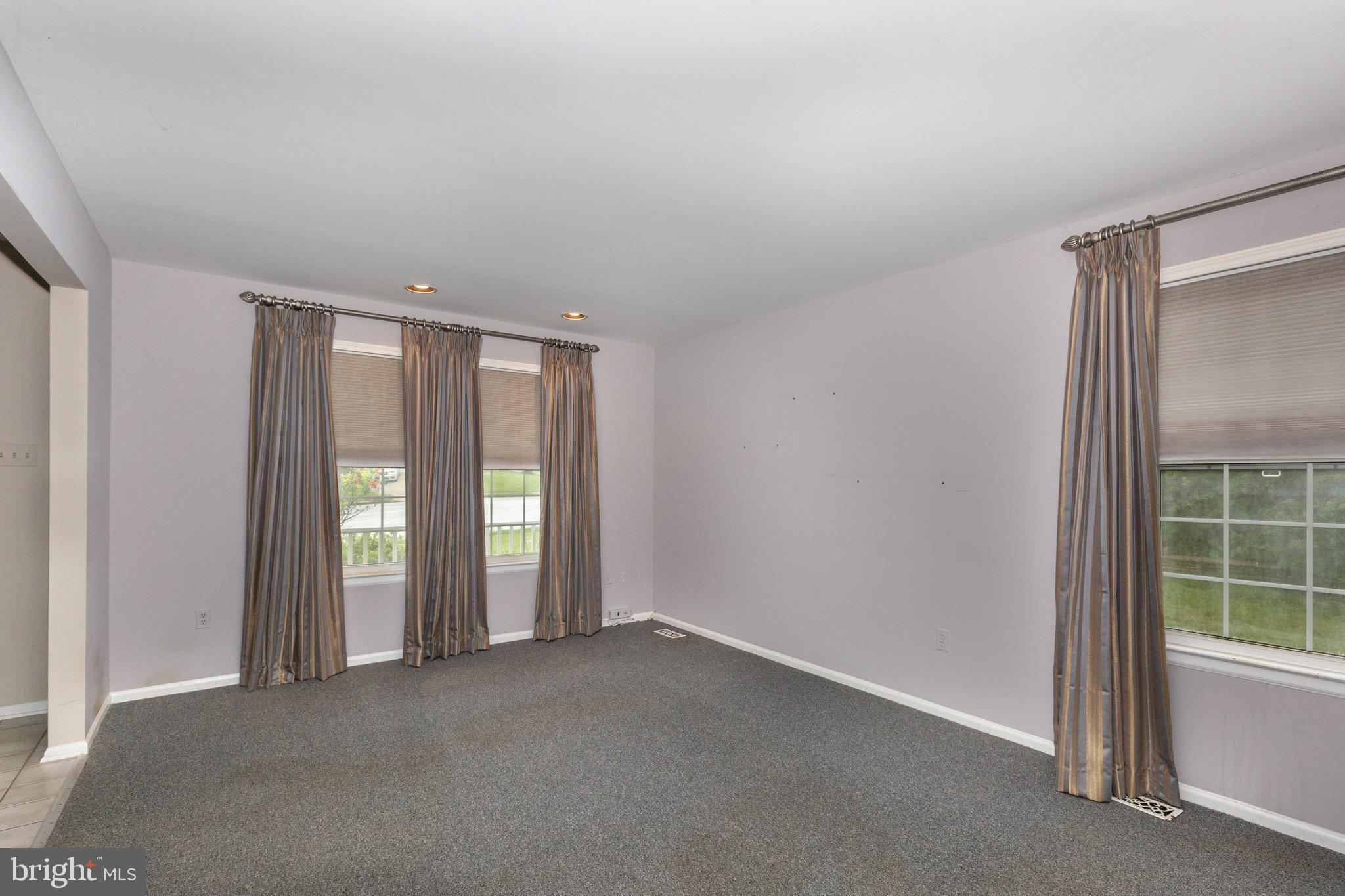 WORTHINGTON GLEN - Residential