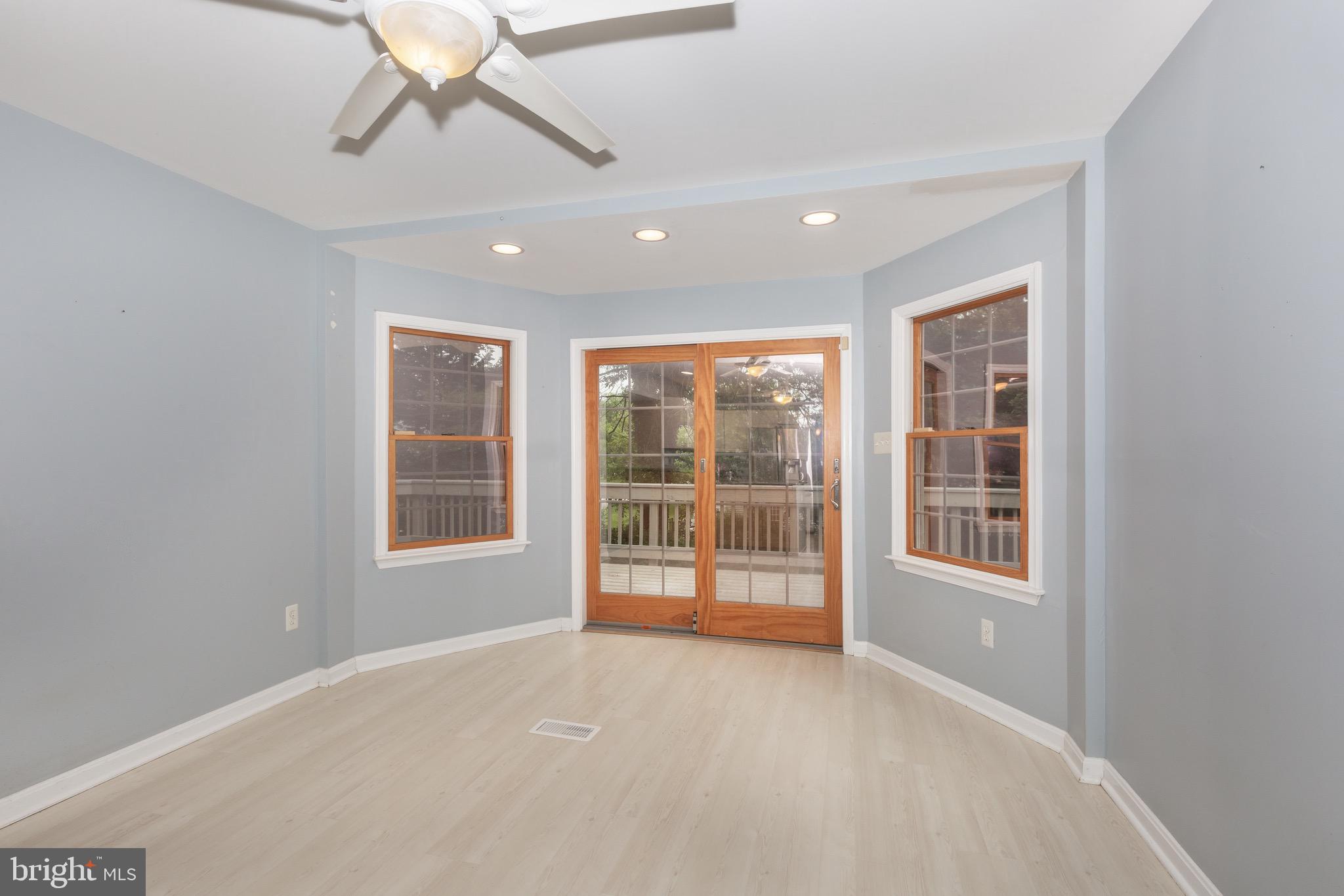 WORTHINGTON GLEN - Residential