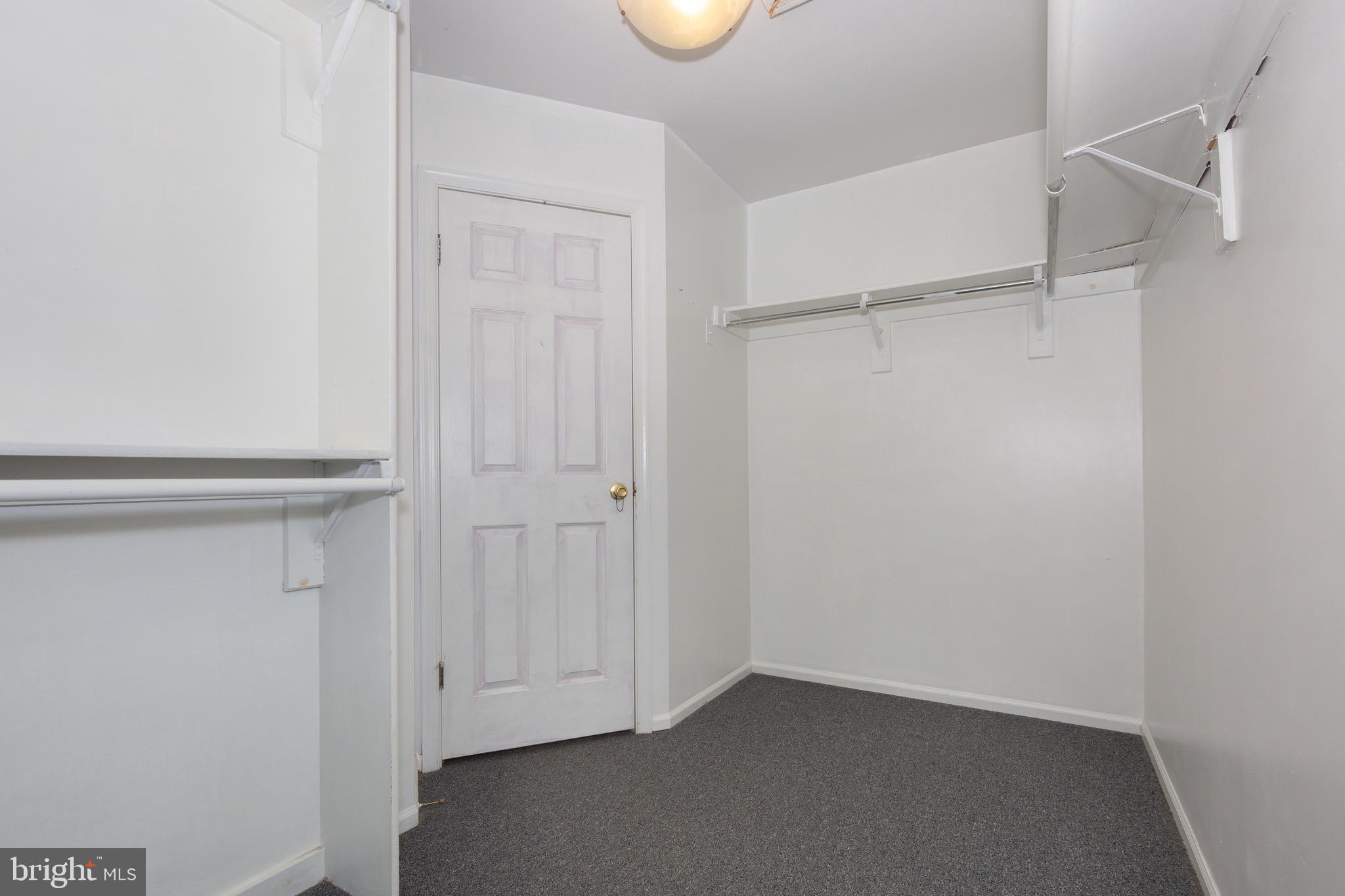WORTHINGTON GLEN - Residential