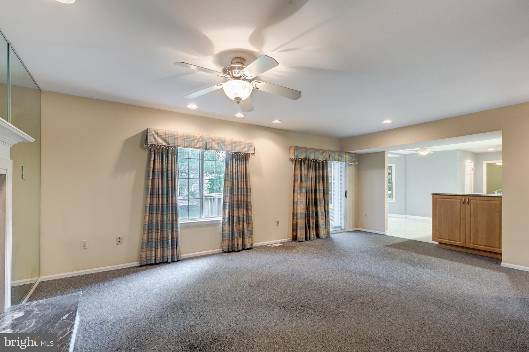 WORTHINGTON GLEN - Residential