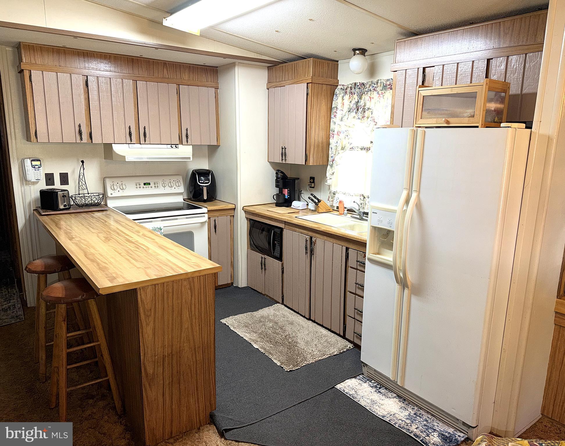 MARYLAND MANOR MOBILE HOME PARK - Residential
