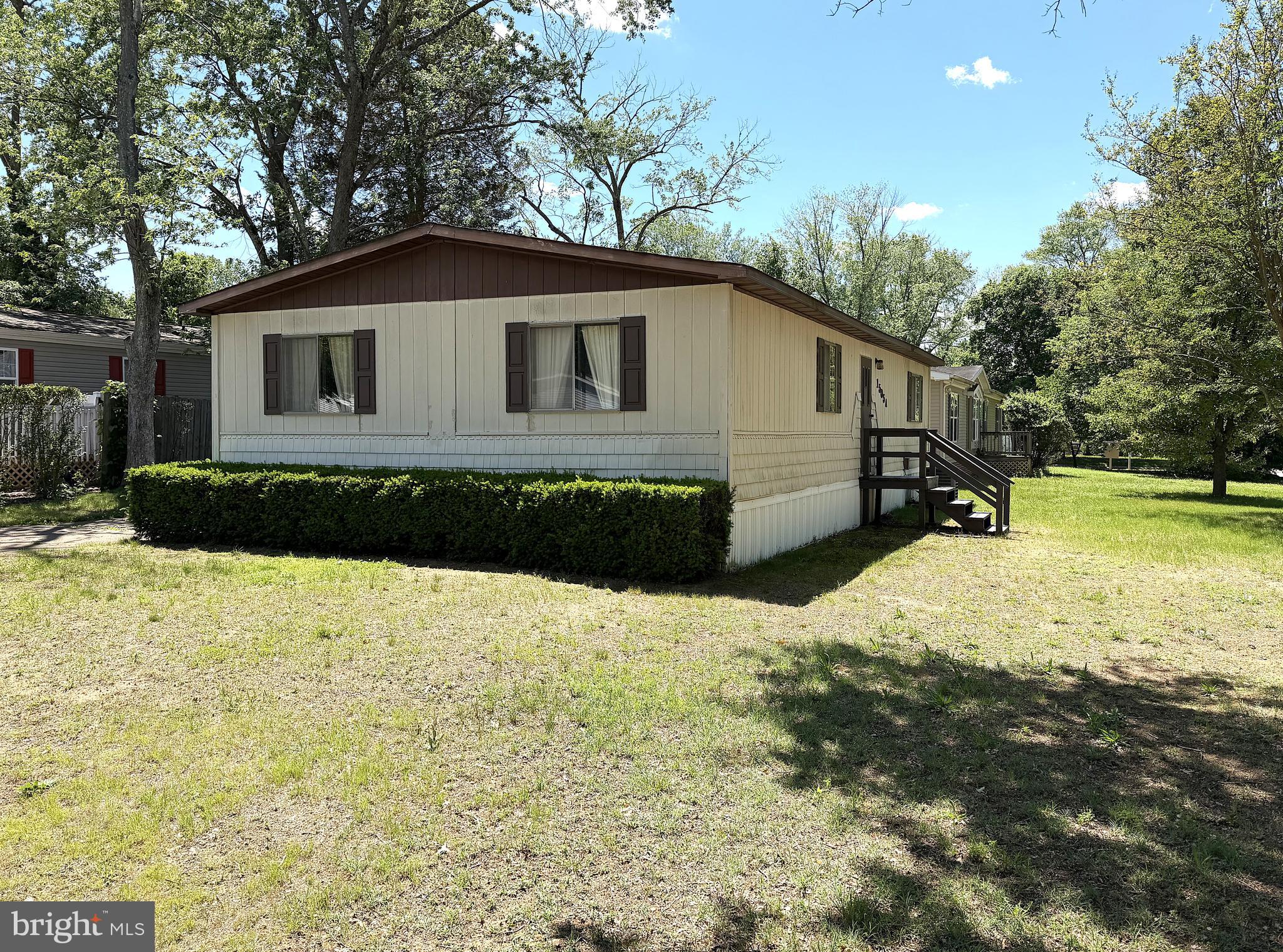 MARYLAND MANOR MOBILE HOME PARK - Residential