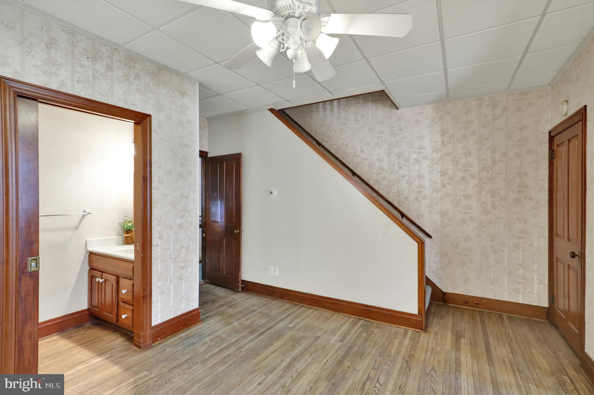 LEBANON CITY - Residential
