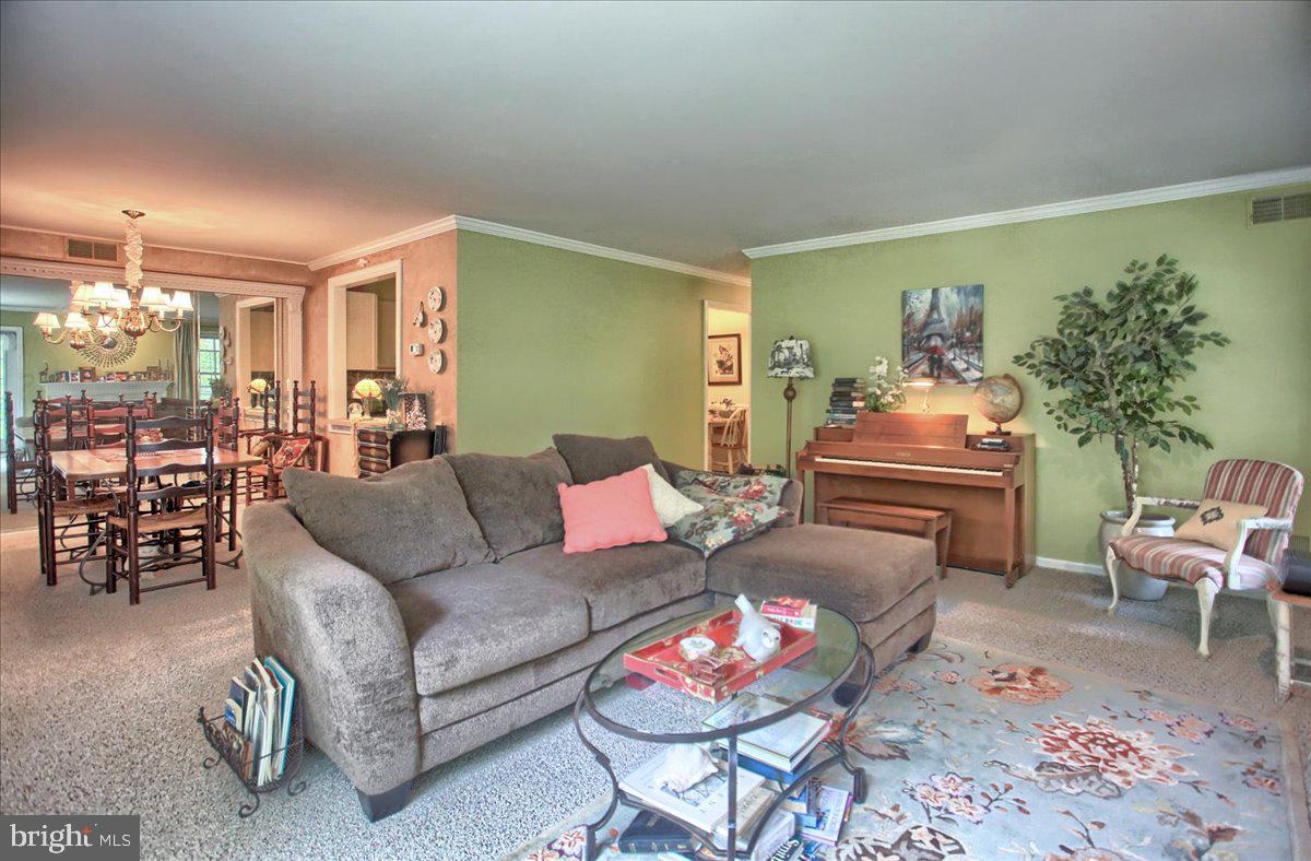 RIDGEVIEW - Residential