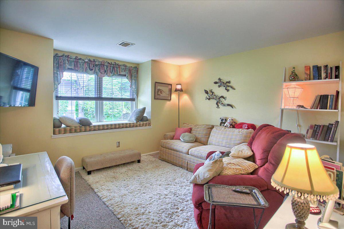 RIDGEVIEW - Residential