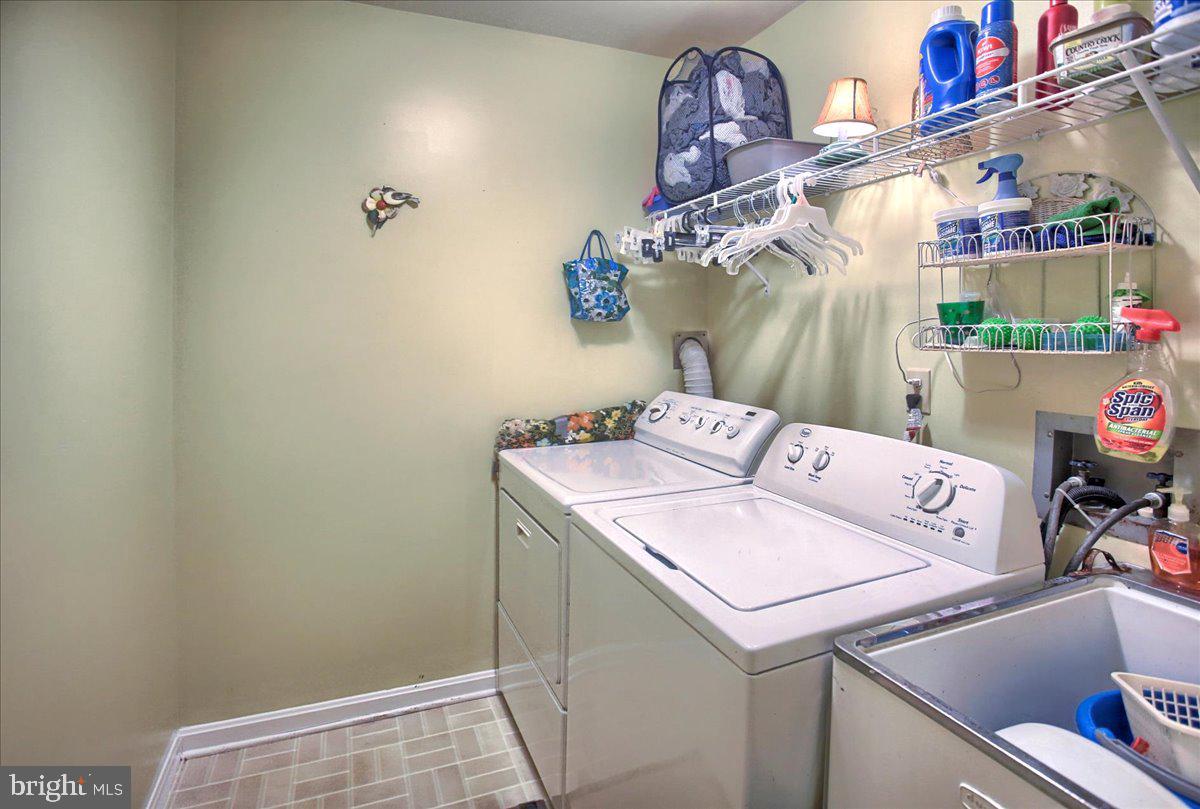 RIDGEVIEW - Residential