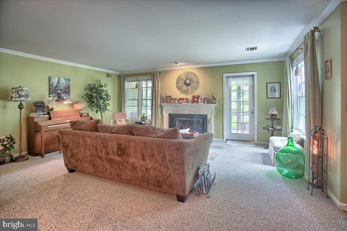 RIDGEVIEW - Residential