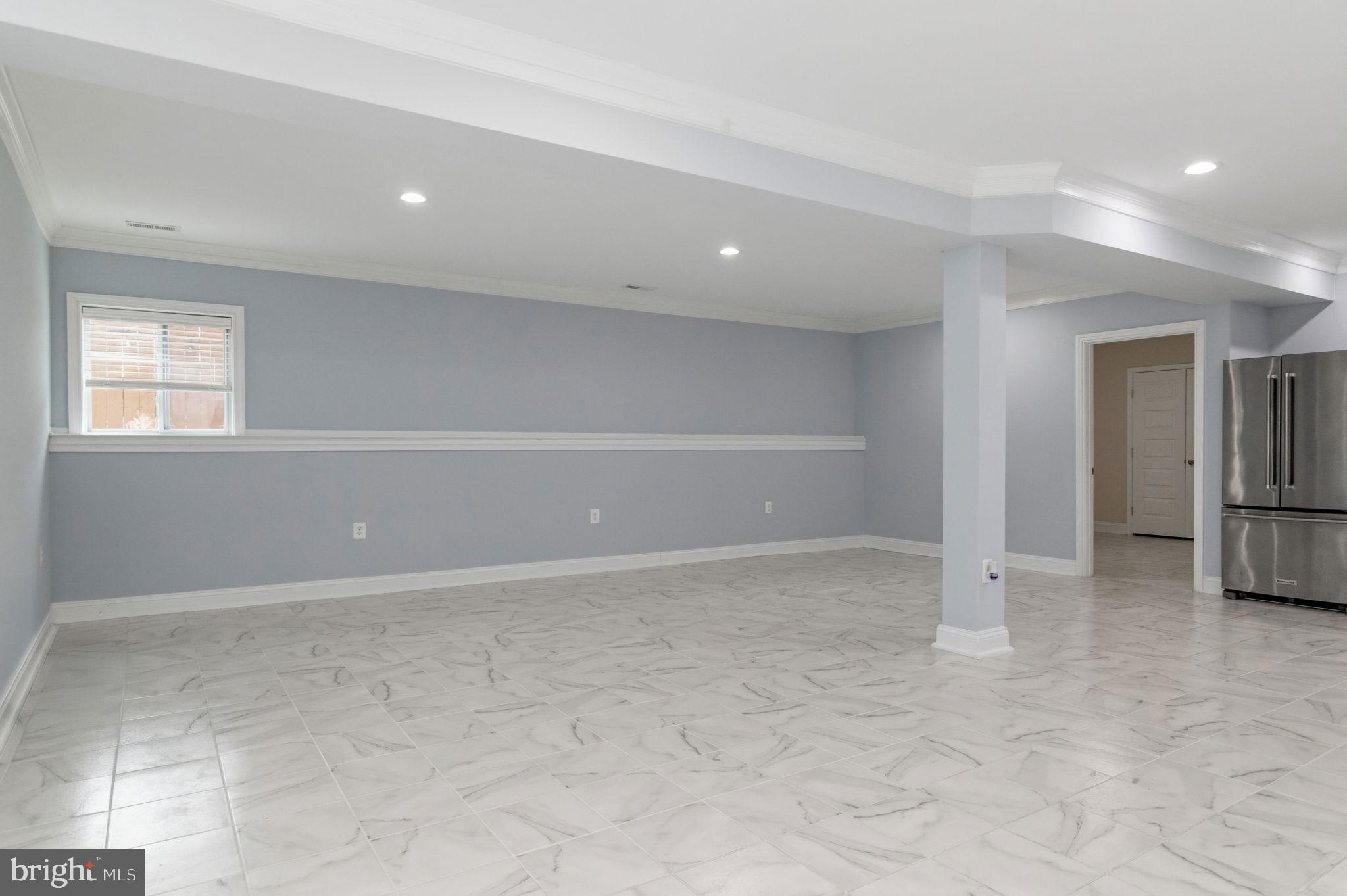 HOLMES RUN ACRES - Residential