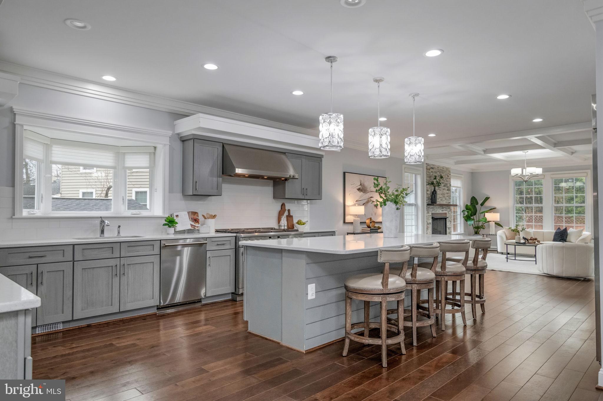 HOLMES RUN ACRES - Residential