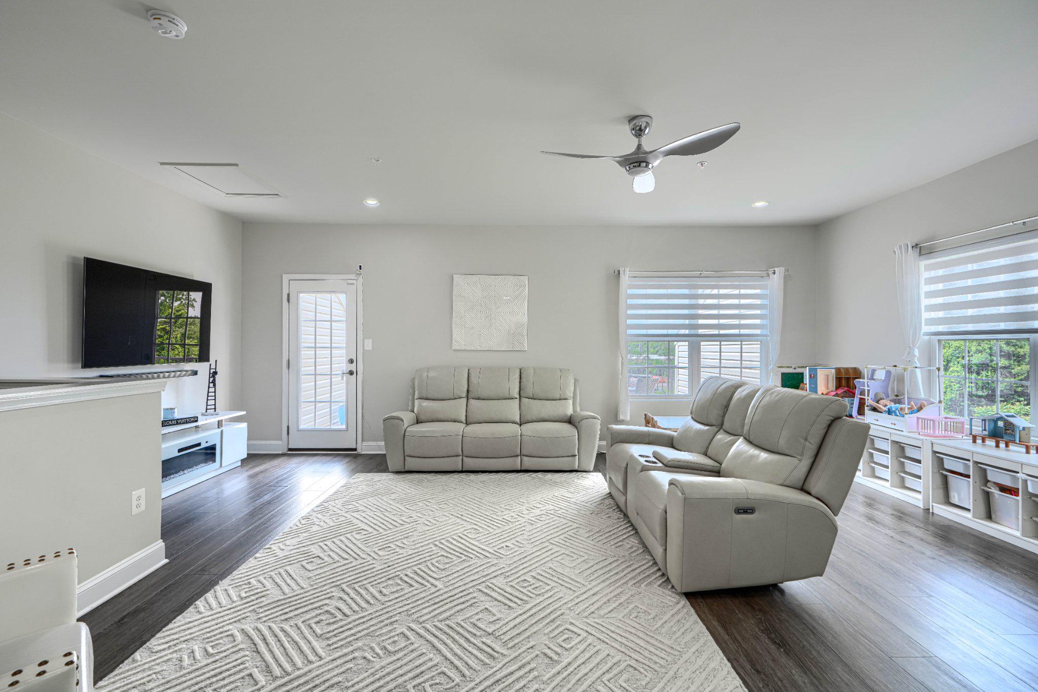 SUMMERFIELD VILLAGE - Residential