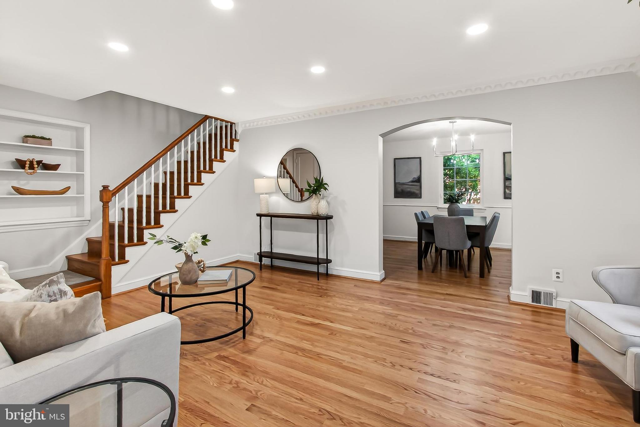 ARLINGTON FOREST - Residential