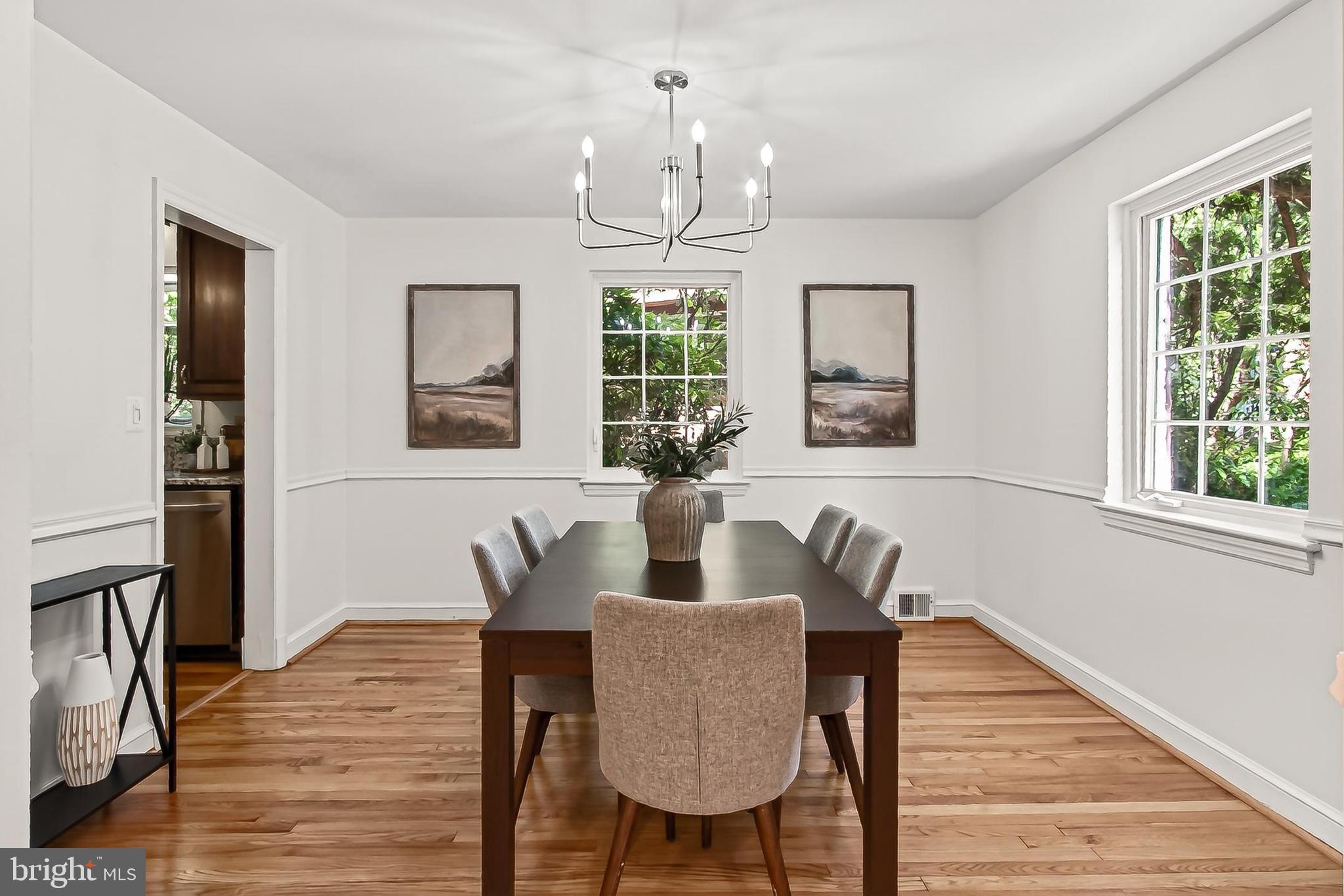 ARLINGTON FOREST - Residential