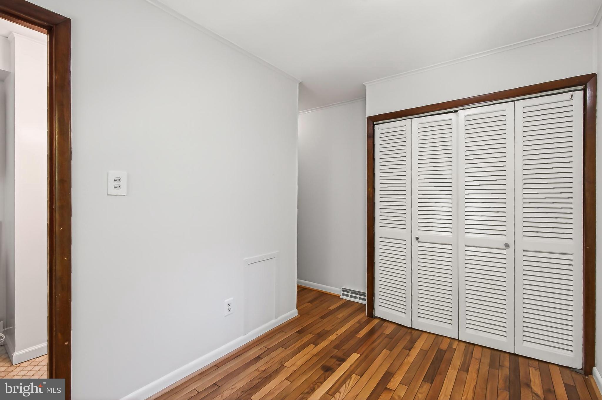 ARLINGTON FOREST - Residential