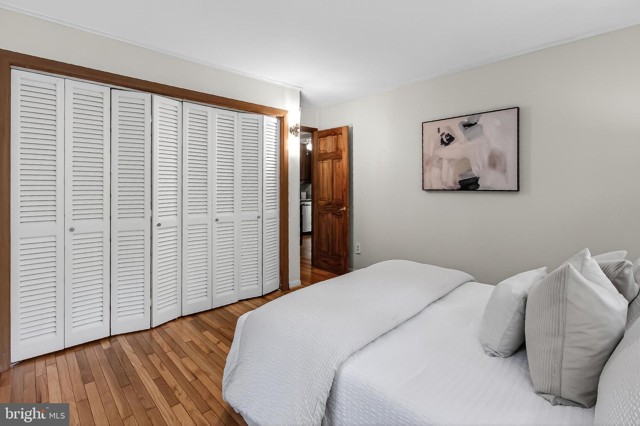 ARLINGTON FOREST - Residential