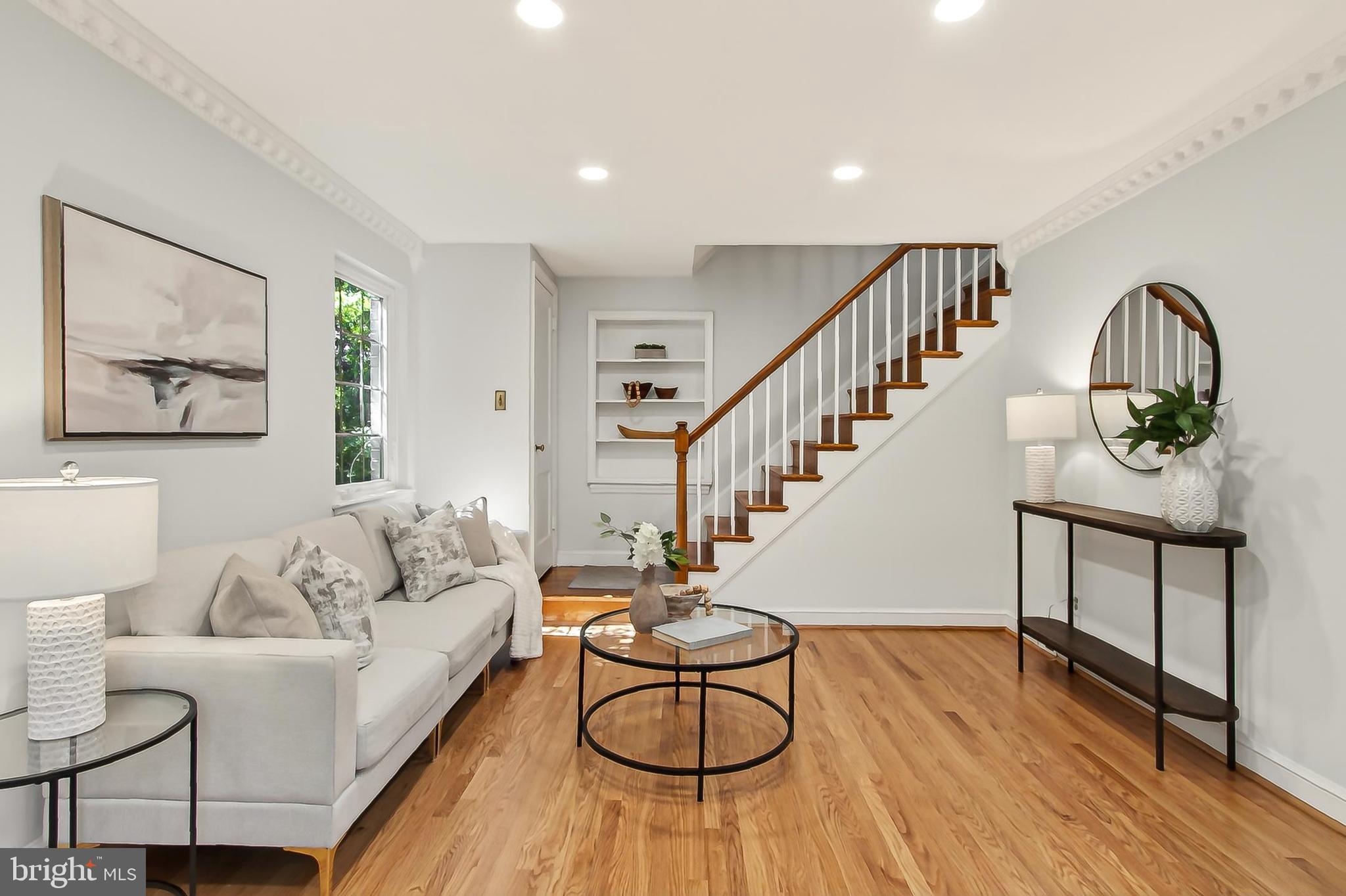 ARLINGTON FOREST - Residential