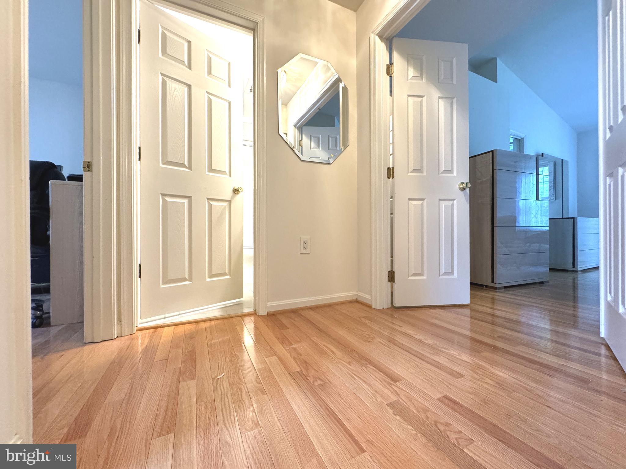 BLUNT COMMONS - Residential