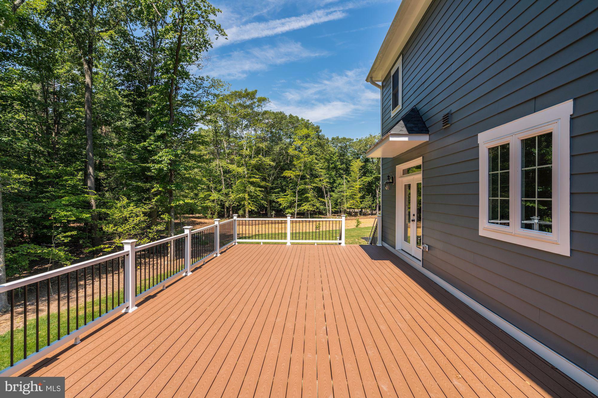 MASON NECK - Residential