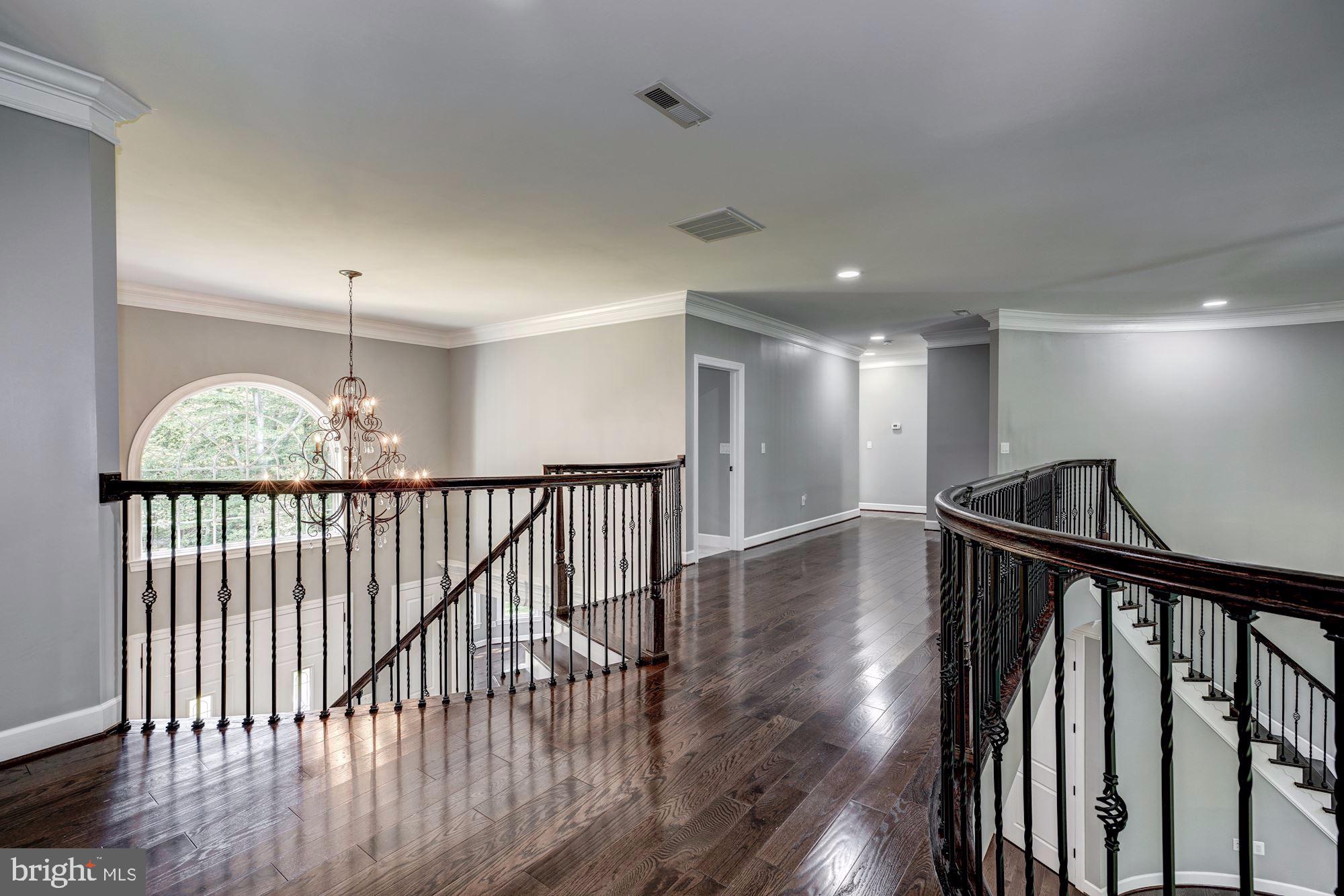 MASON NECK - Residential