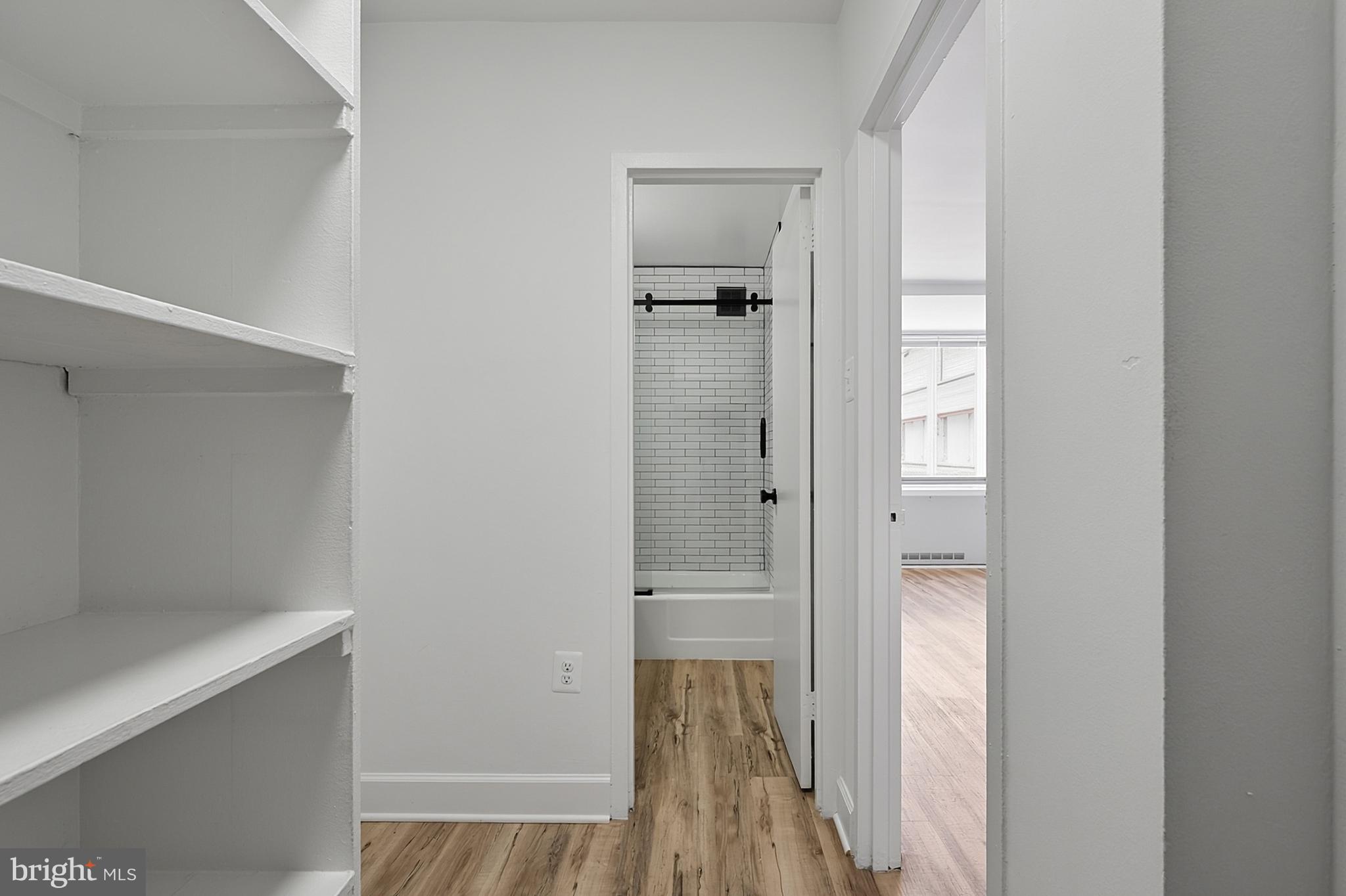 RIVER PLACE - Residential