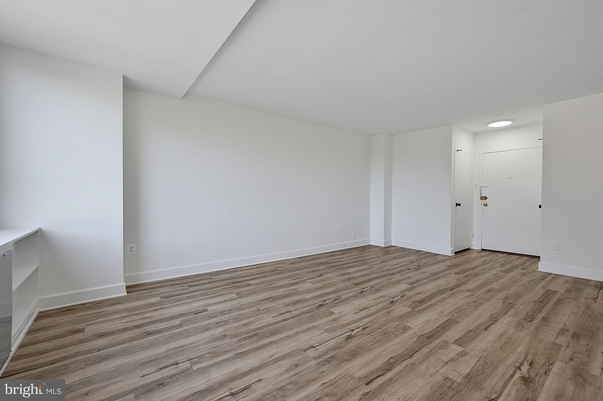 RIVER PLACE - Residential
