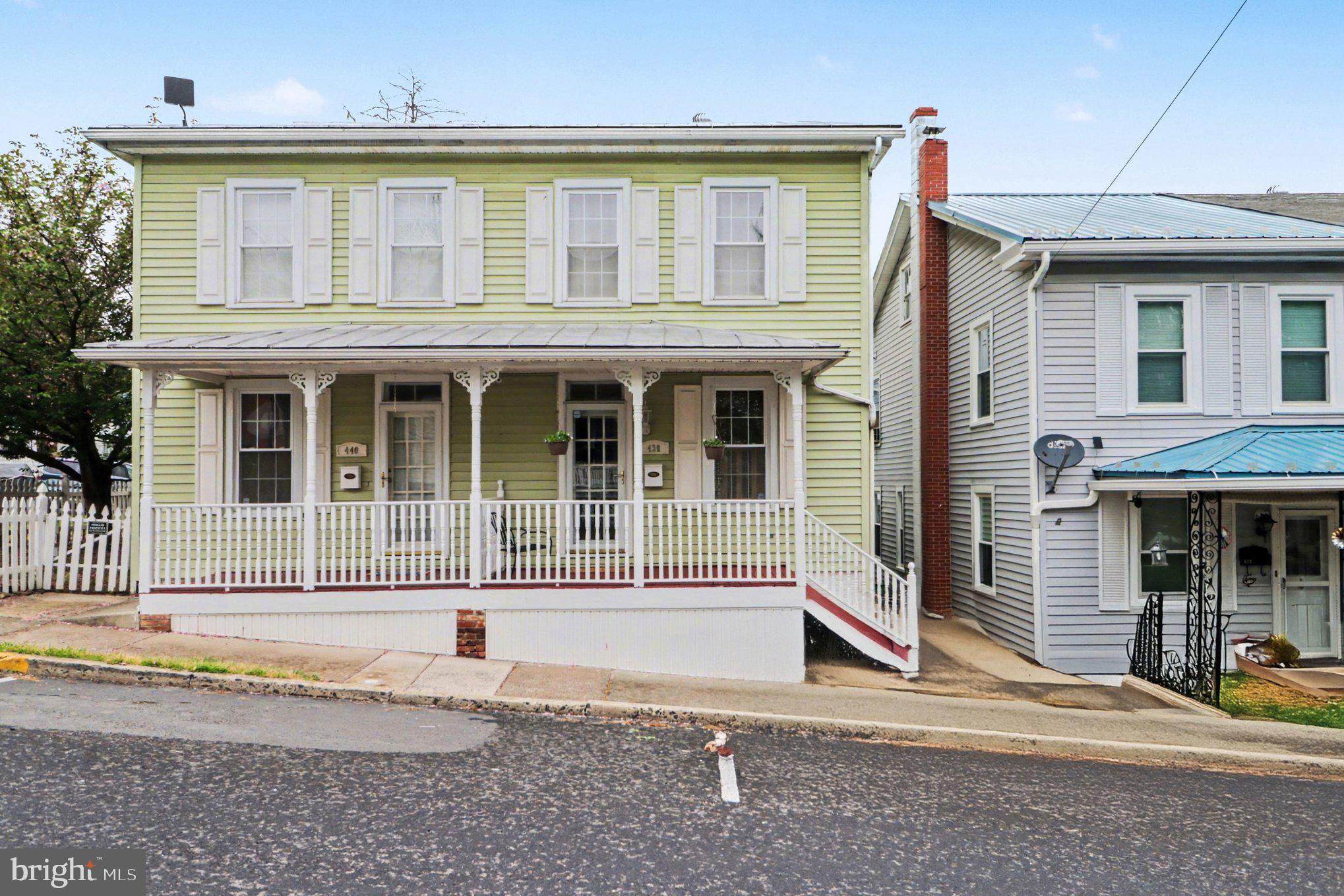 NEWPORT - Residential