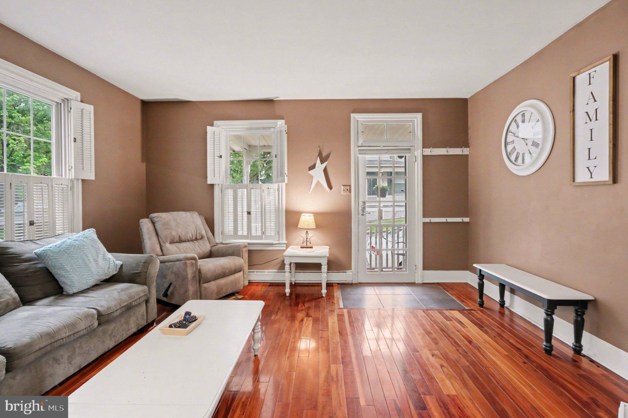 NEWPORT - Residential