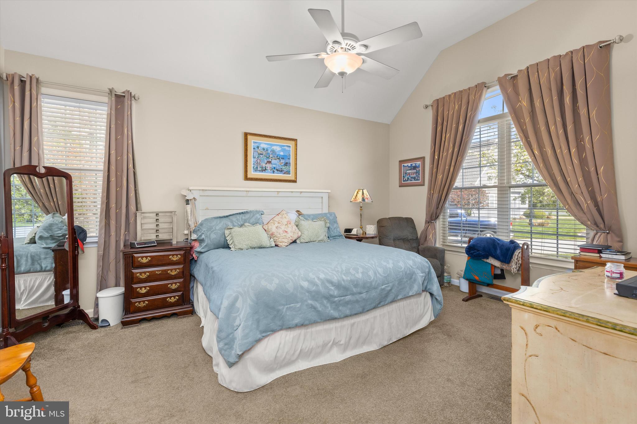 OYSTER HARBOR - Residential