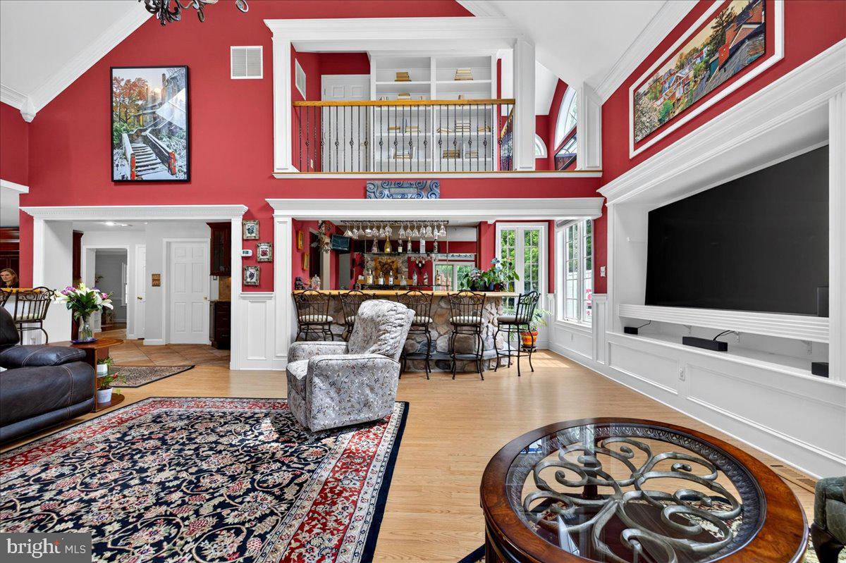 DOYLESTOWN HUNT - Residential